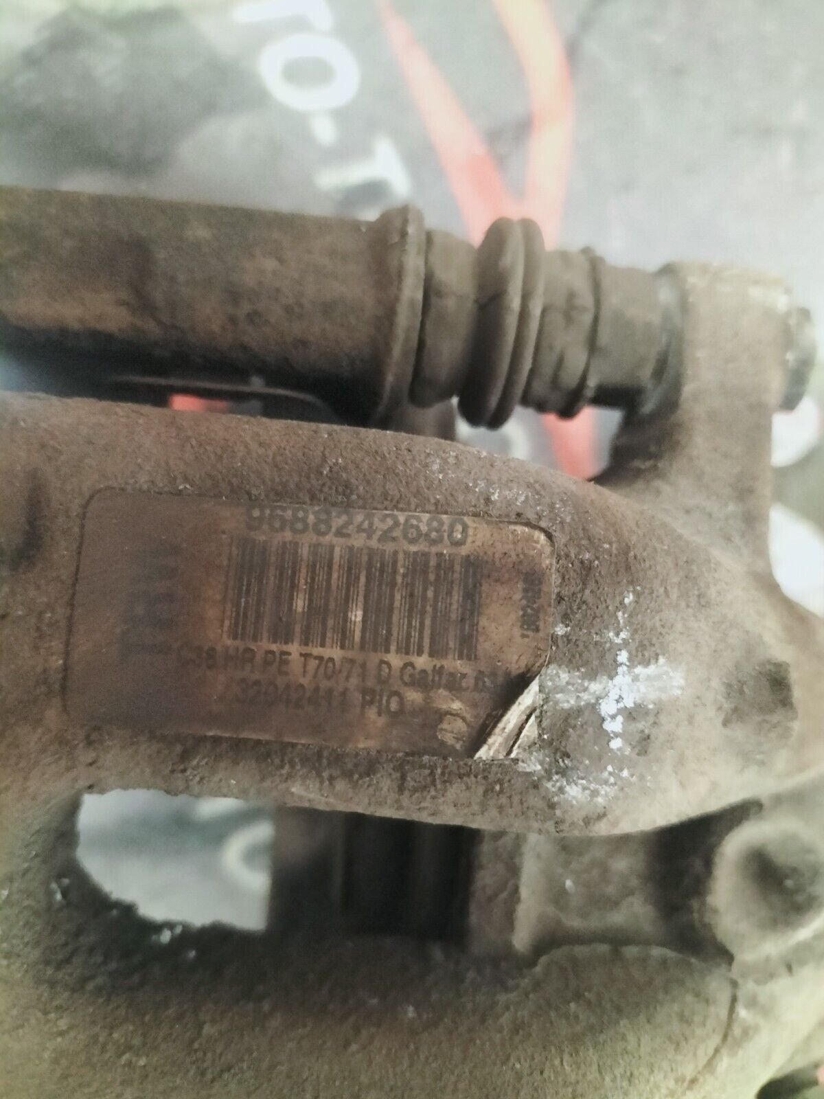 ETRIER DE FREIN ARRIERE DROITE CITROEN C4 1.6 HDI 9688242680