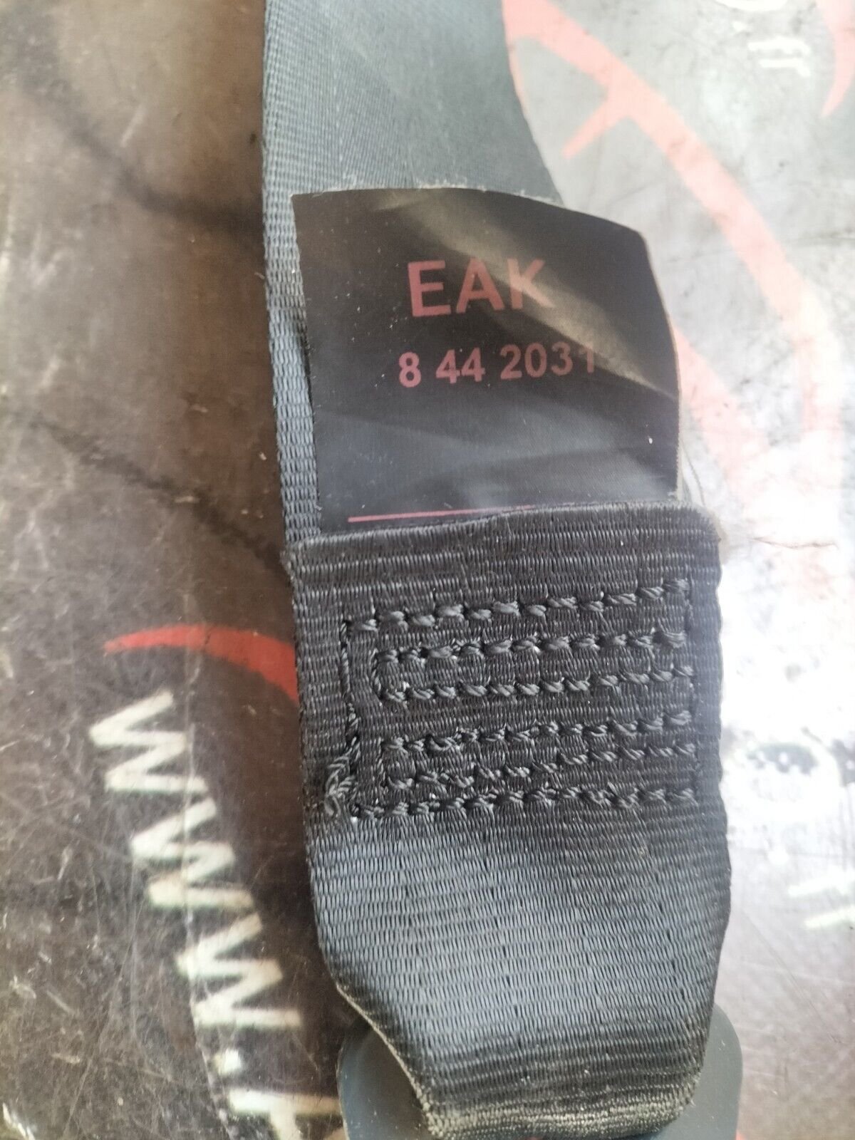 CEINTURE DE SECURITE ARRIERE GAUCHE CITROEN C4 EAK8442031