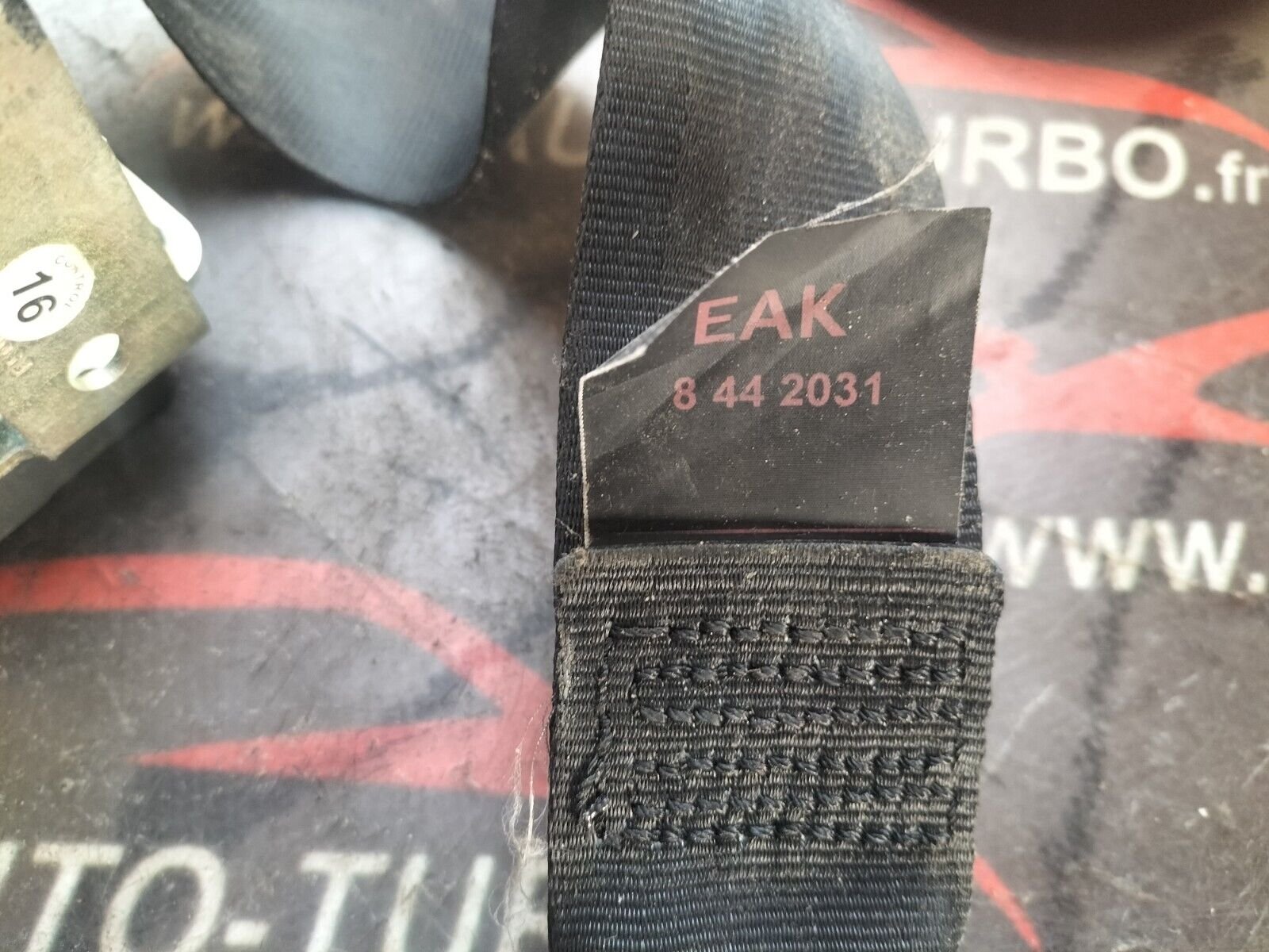 CEINTURE DE SECURITE ARRIERE DROITE CITROEN C4 EAK8442031