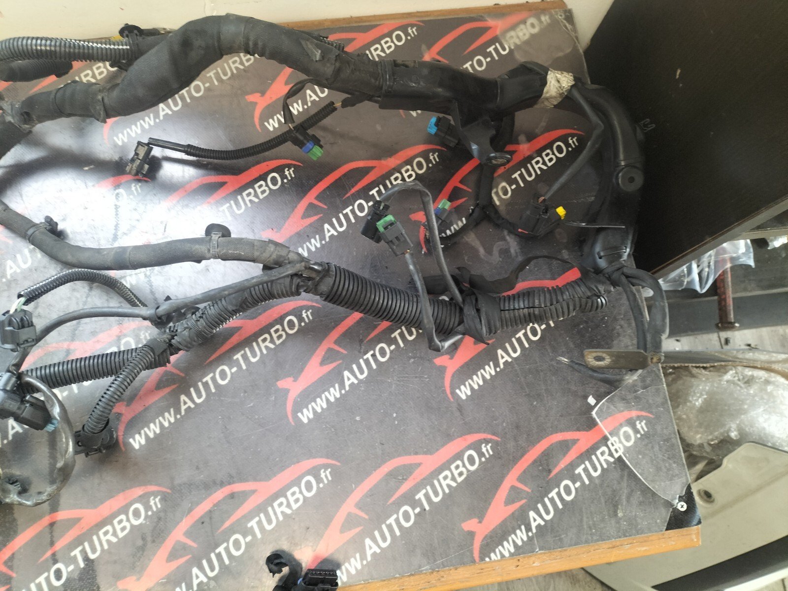 FAISCEAU MOTEUR  CITROEN C4 1.6 HDI 110 CH  9687153080