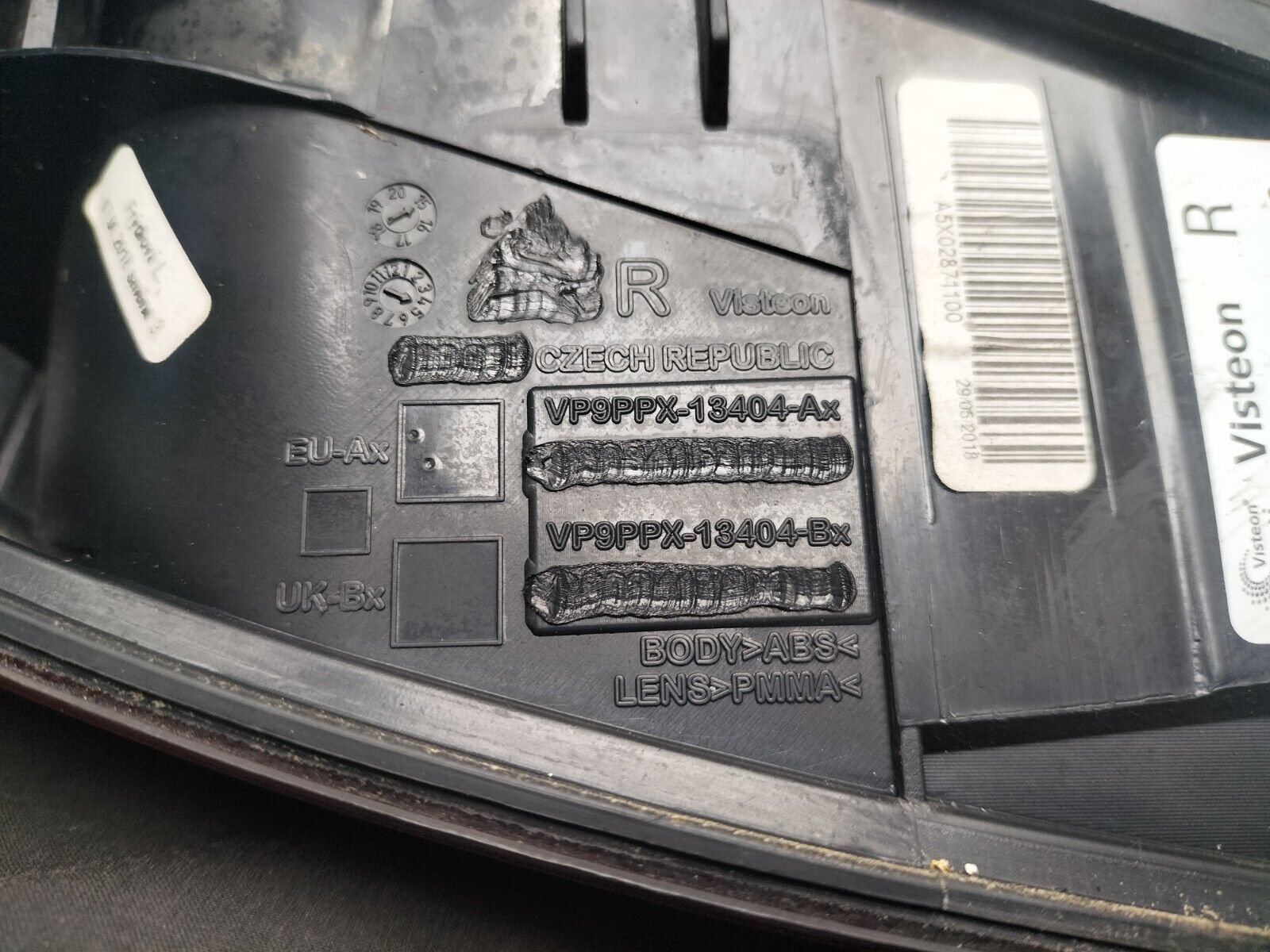 FEUX ARRIERE DROITE CITROEN DS3  9683115380 HELLA 2VA35467502