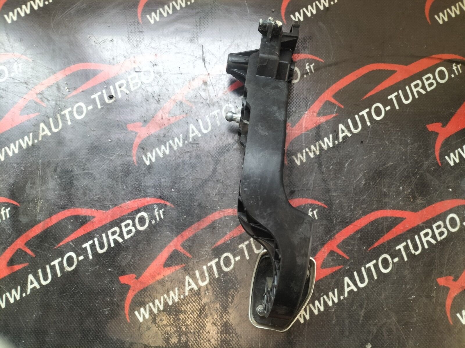 PEDALE DE FREIN CITROEN DS3  1.6 THP 156 CH