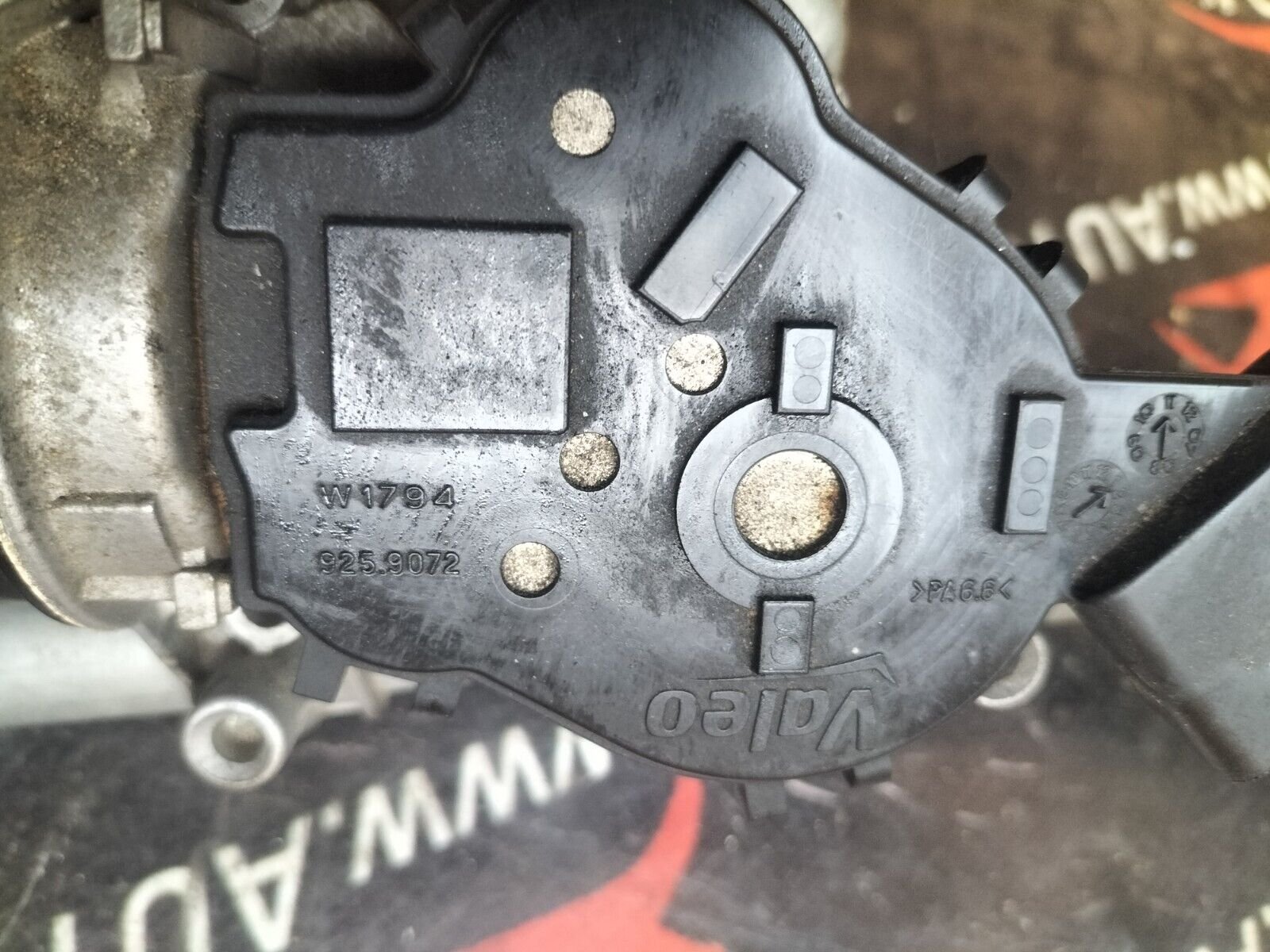 MOTEUR ESSUIE GLACE AVANT  CITROEN DS3  1.6 THP  156 CH 9259072