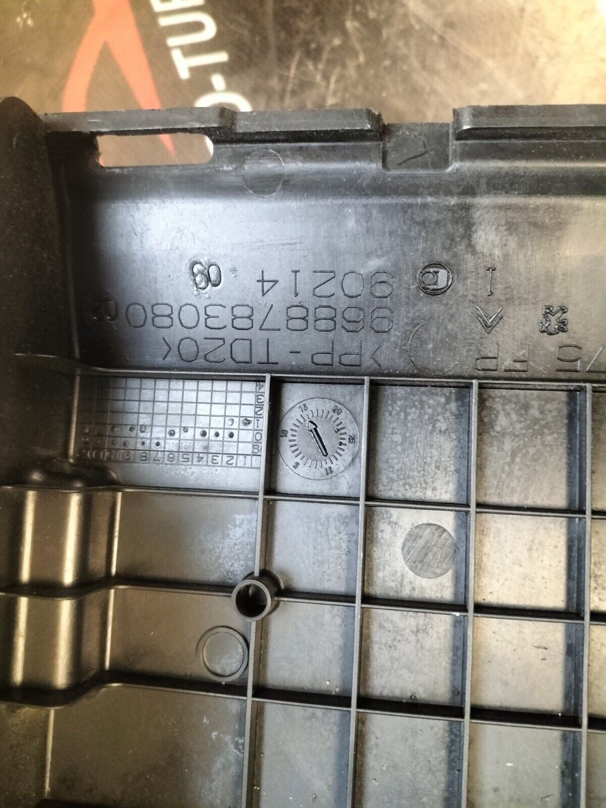 CACHE PLATEAU DE BATTERIE  CITROEN DS3  1.6 THP  9688783080