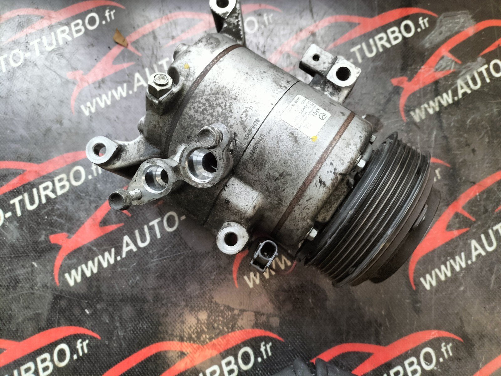 COMPRESSEUR DE CLIMATISATION  MAZDA CX5 2.2 D 150 CH F500JUBCA03