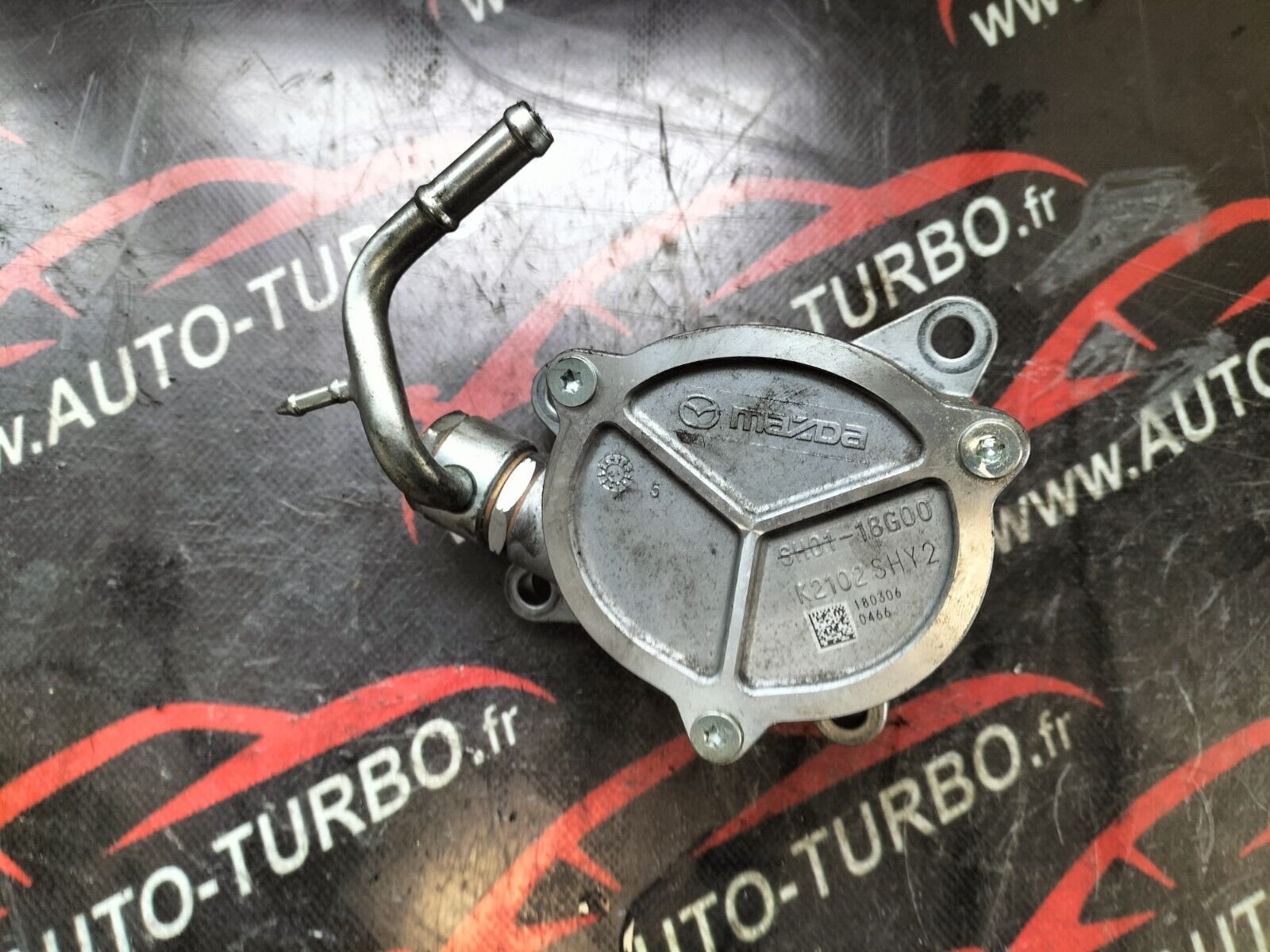 ORIGINAL POMPE A VIDE  MAZDA CX5 2.2 D 150 CH SH0118G00