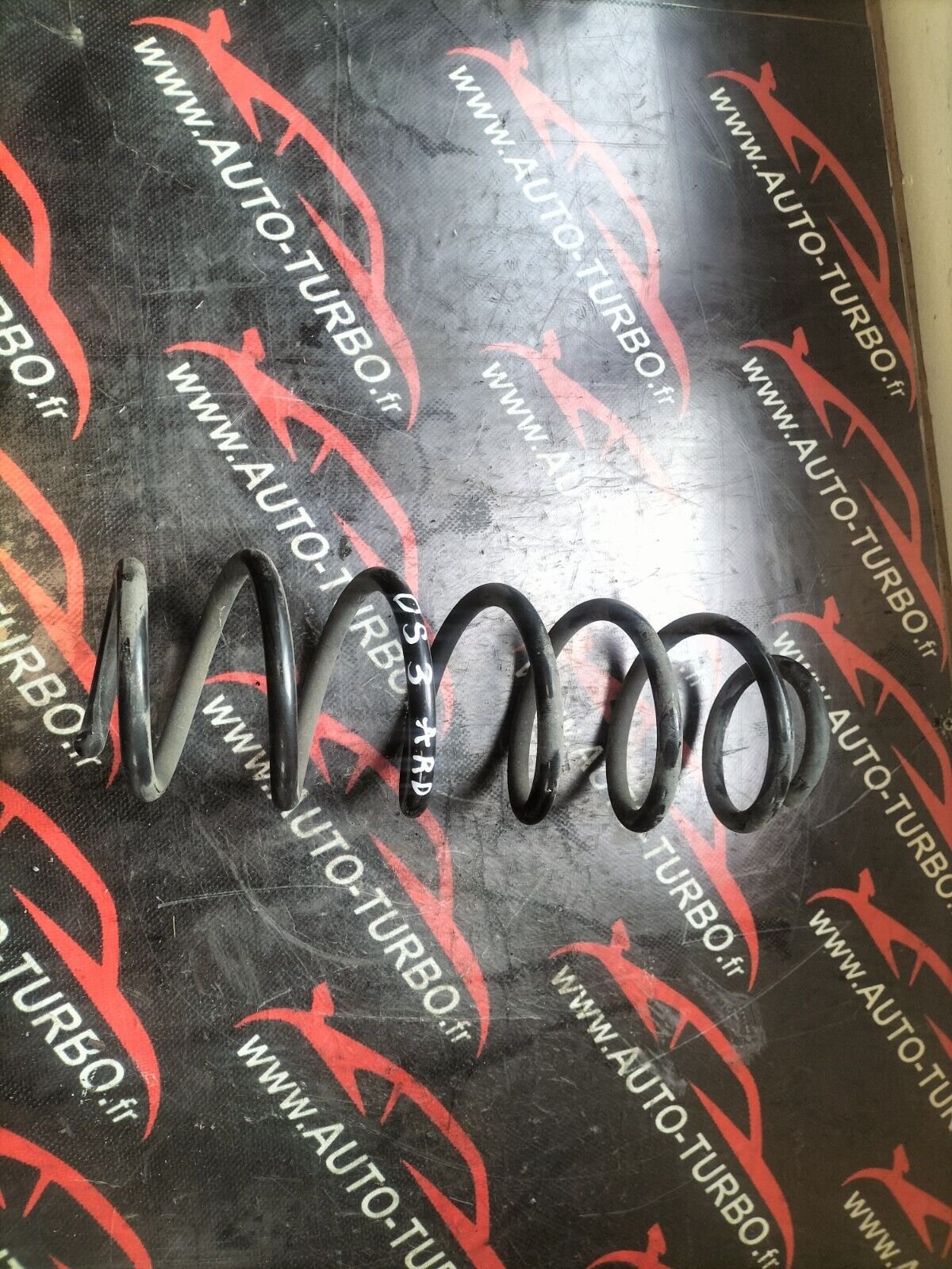 RESSORT AMORTISSEUR ARRIERE DROITE    CITROEN DS3 1.6 THP