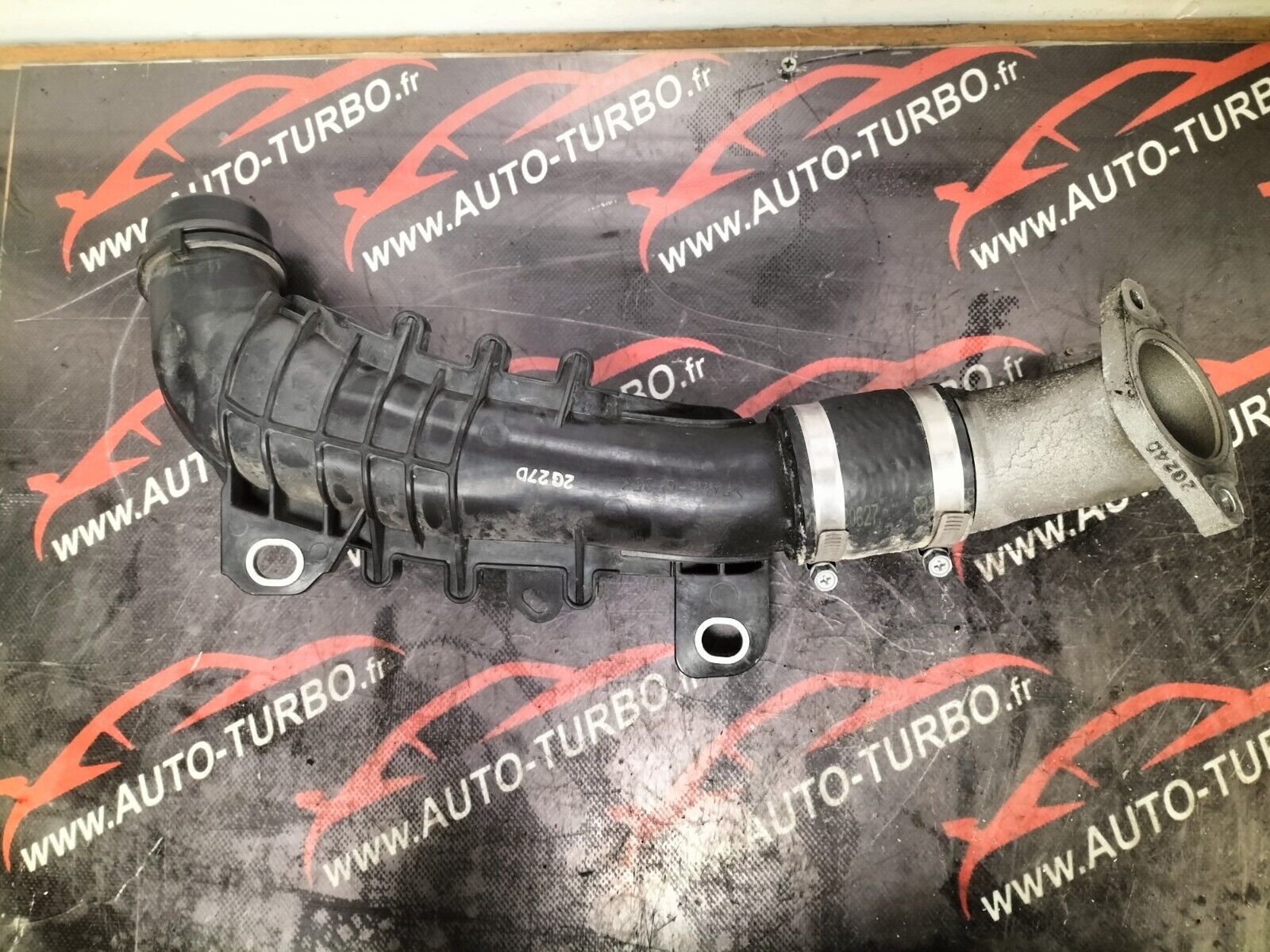 TUBE INTERCOOLER MAZDA CX5 2.2 D 4x4 150 CH PA66GF35K