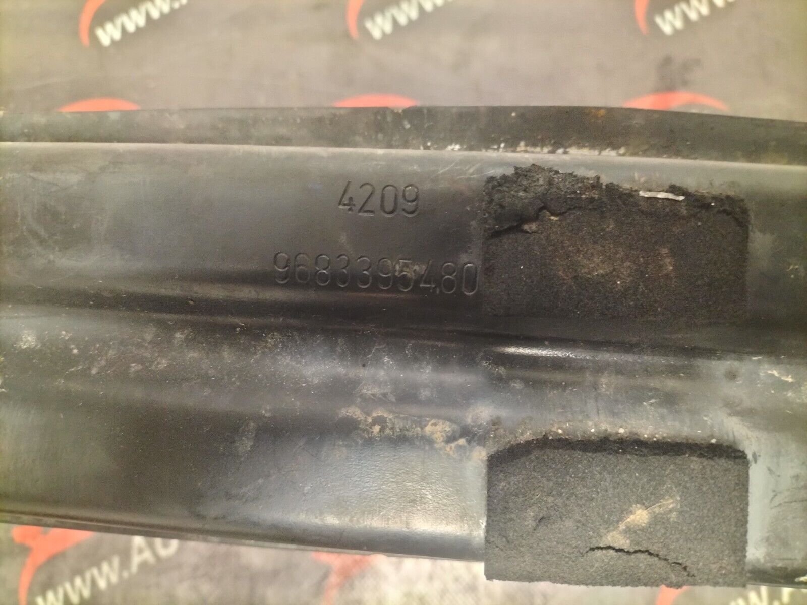 RENFORT PARE CHOC AVANT CITROEN DS3 1.6 THP 156 CH 9683395480