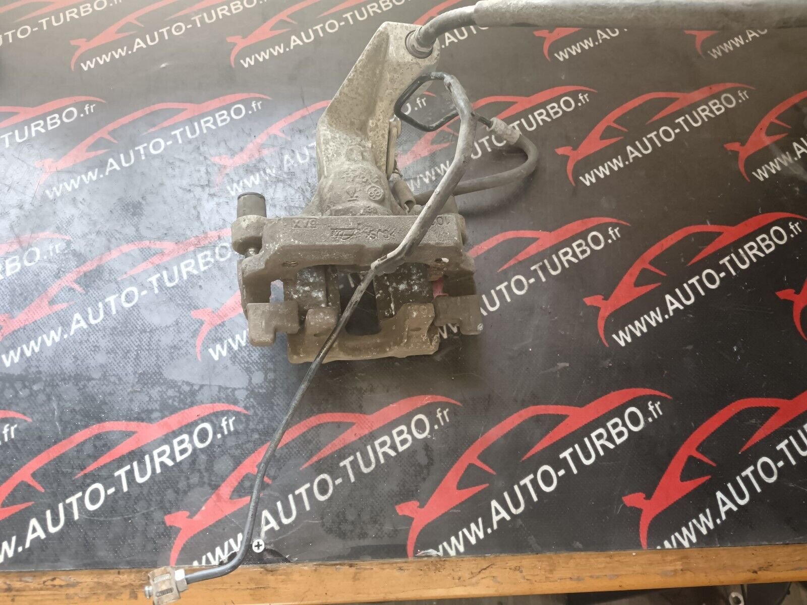 ETRIER DE FREIN ARRIERE GAUCHE PEUGEOT 308 II 967074048A