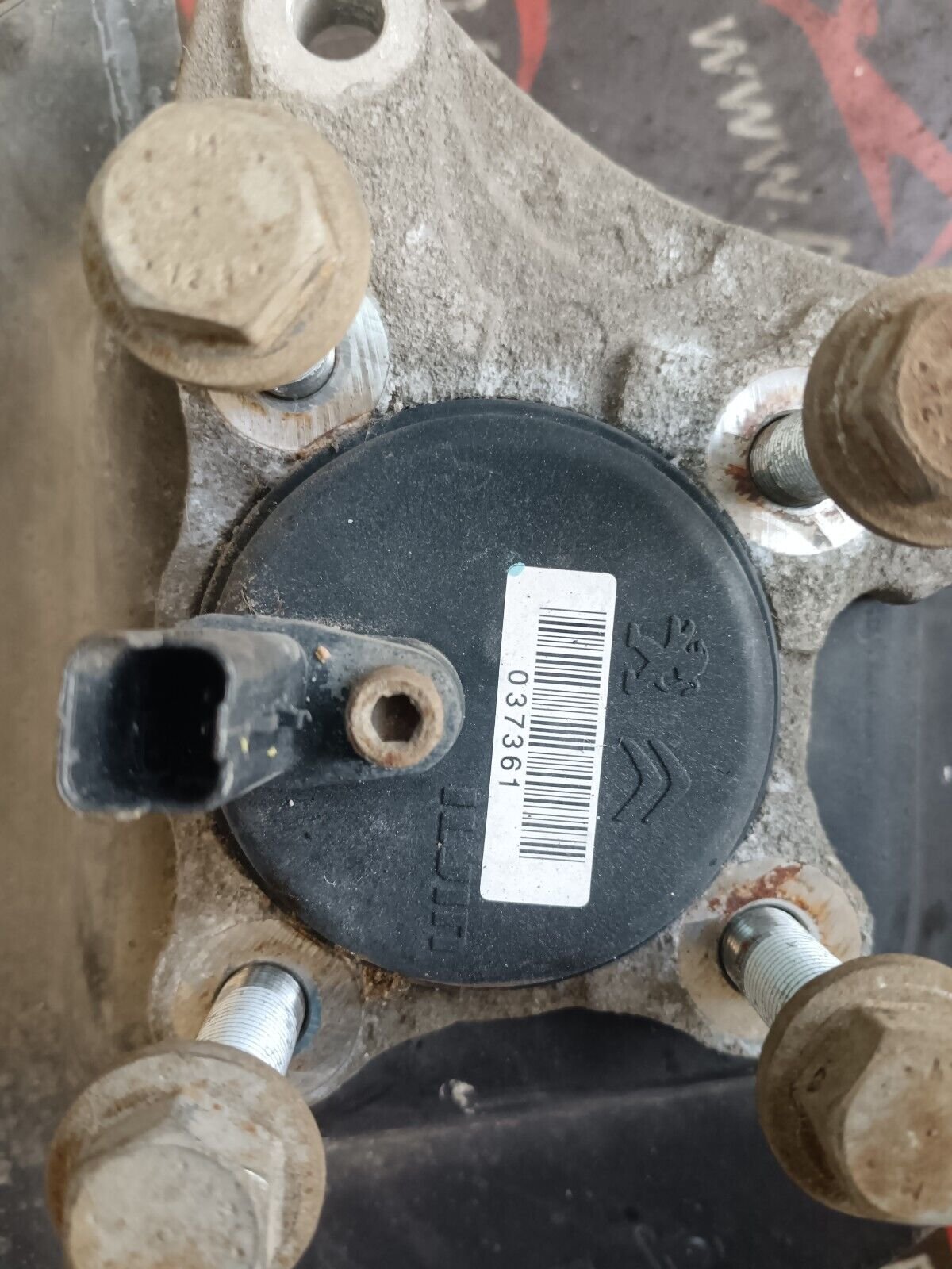 FUSEE ARRIERE GAUCHE PEUGEOT 308 II 9807112580