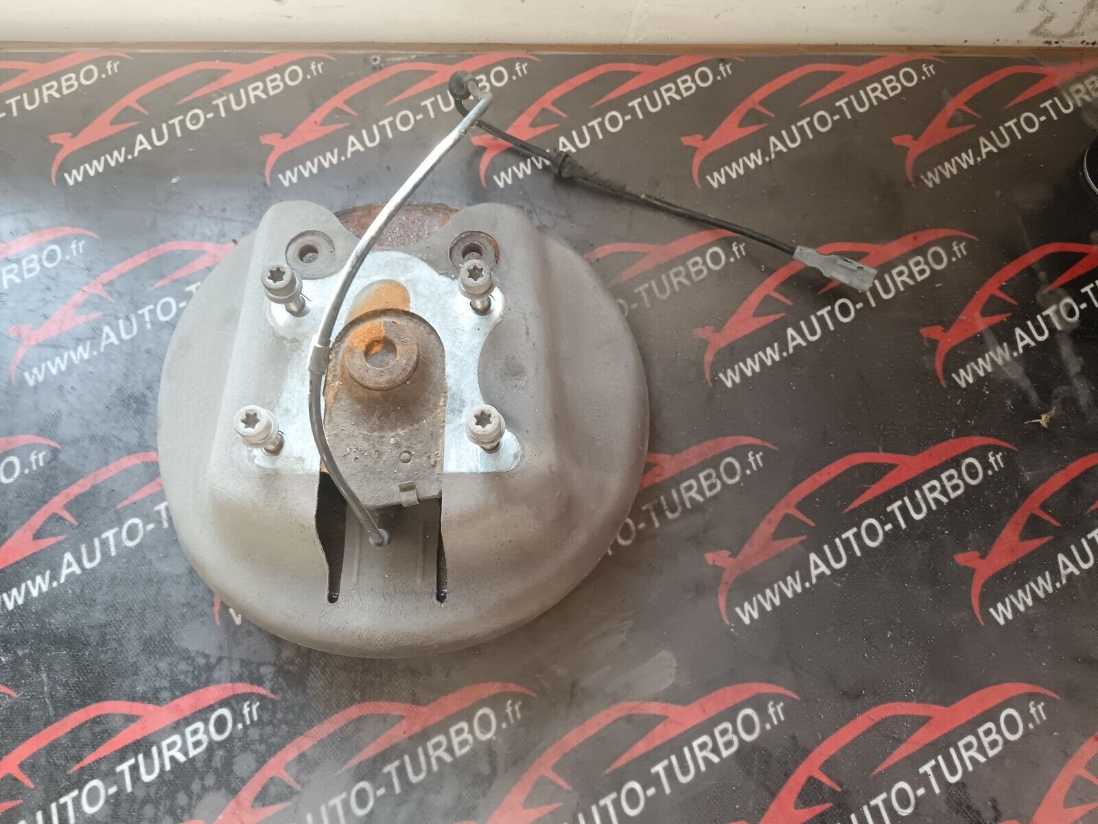 FUSEE ARRIERE DROITE CITROEN C4 1.6 HDI