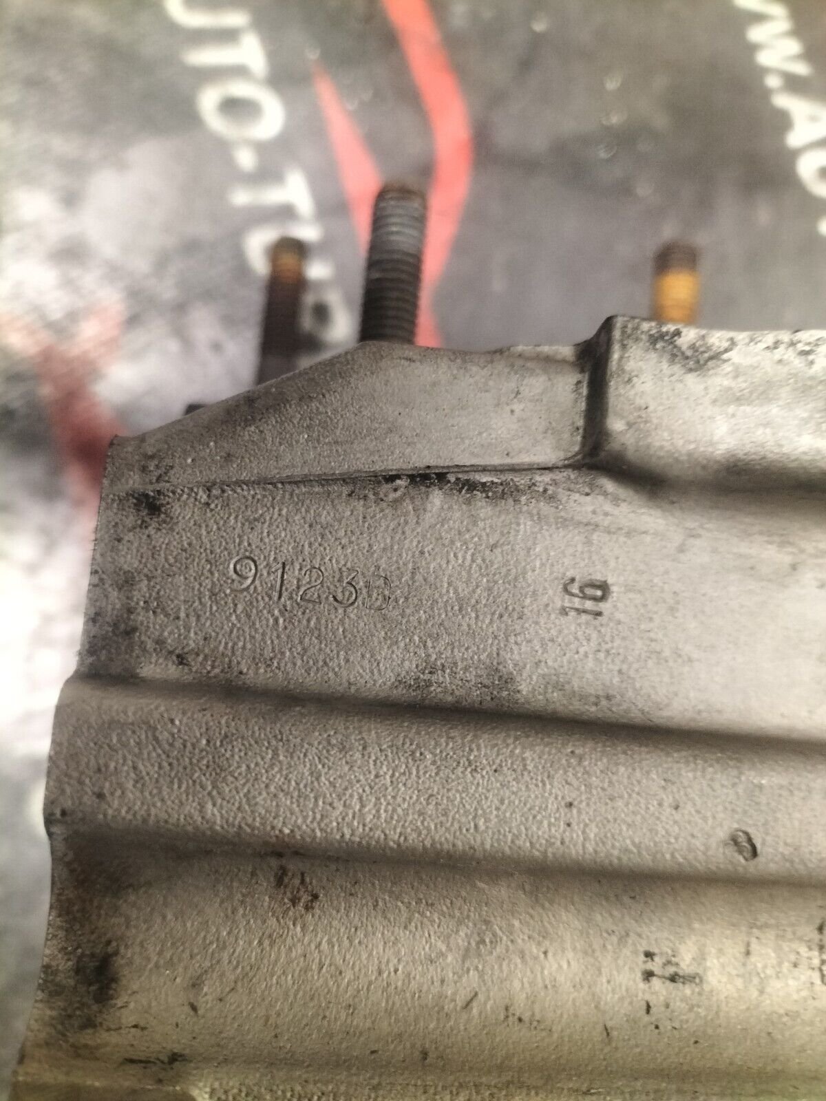 CULASSE JEEP GRAND CHEROKEE WJ 3.1 TD