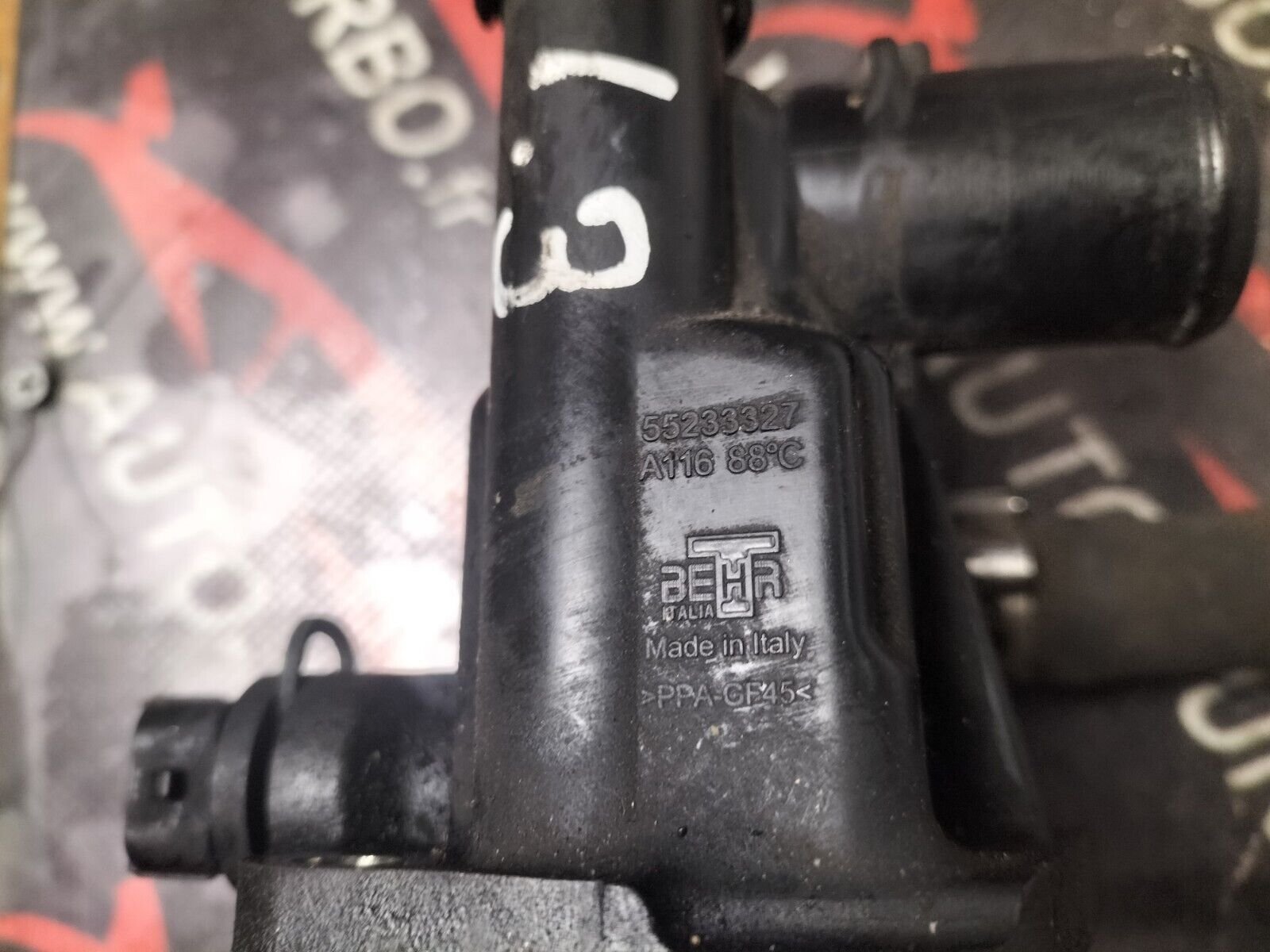 BOITIER THERMOSTAT  REFROIDISSEMENT  OPEL 1.3 CDTI FIAT JTD 55233327