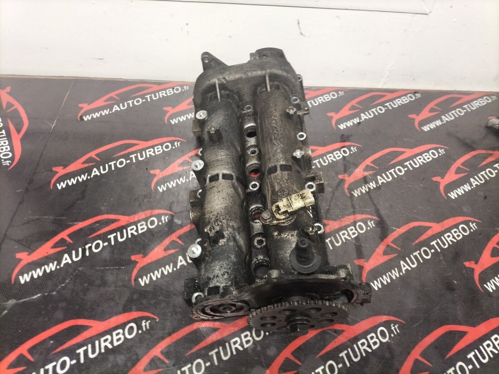 ARBRE A CAMES CULASSE MOTEUR   OPEL 1.3 CDTI FIAT JTD 55206388