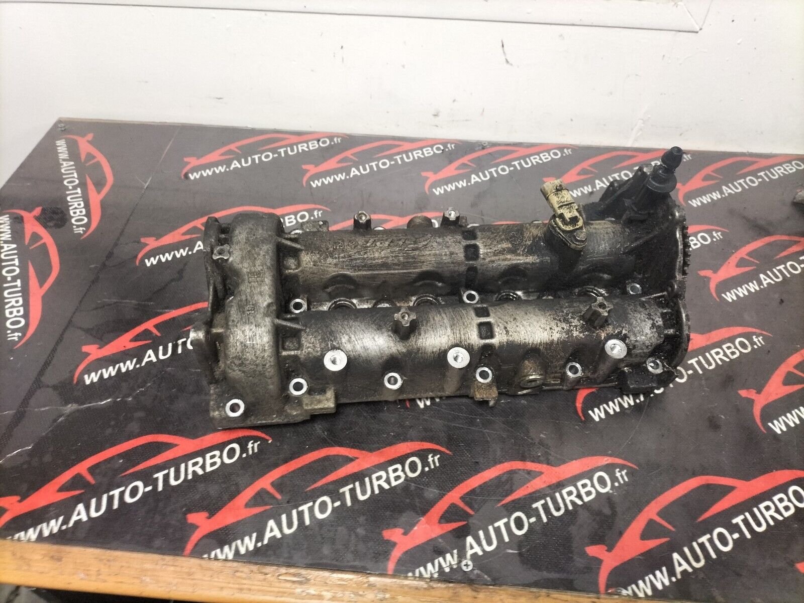 ARBRE A CAMES CULASSE MOTEUR   OPEL 1.3 CDTI FIAT JTD 55206388