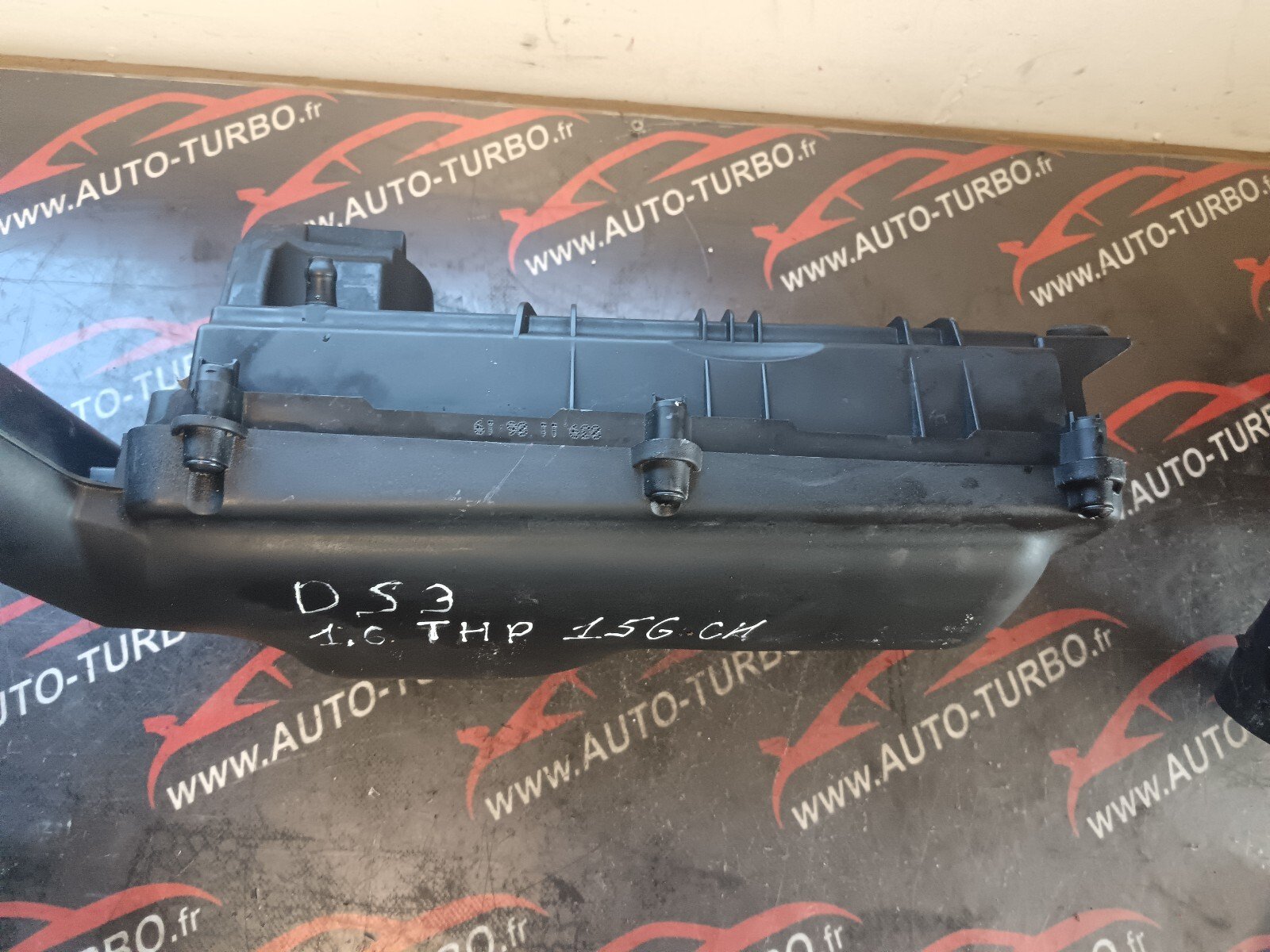 BOITIER FILTRE A AIR  CITROEN DS3 1.6 THP 156 CH  V75836818008