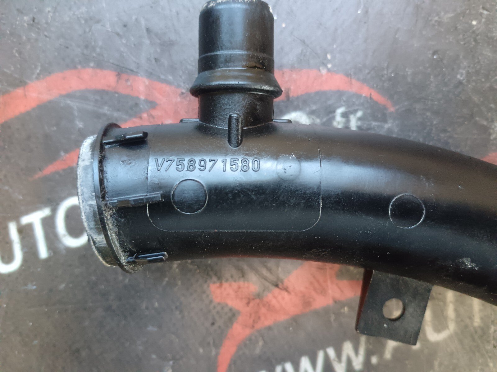 TUBE DE REFROIDISSEMENT CITROEN DS3 1.6 THP 156 CH V758971580