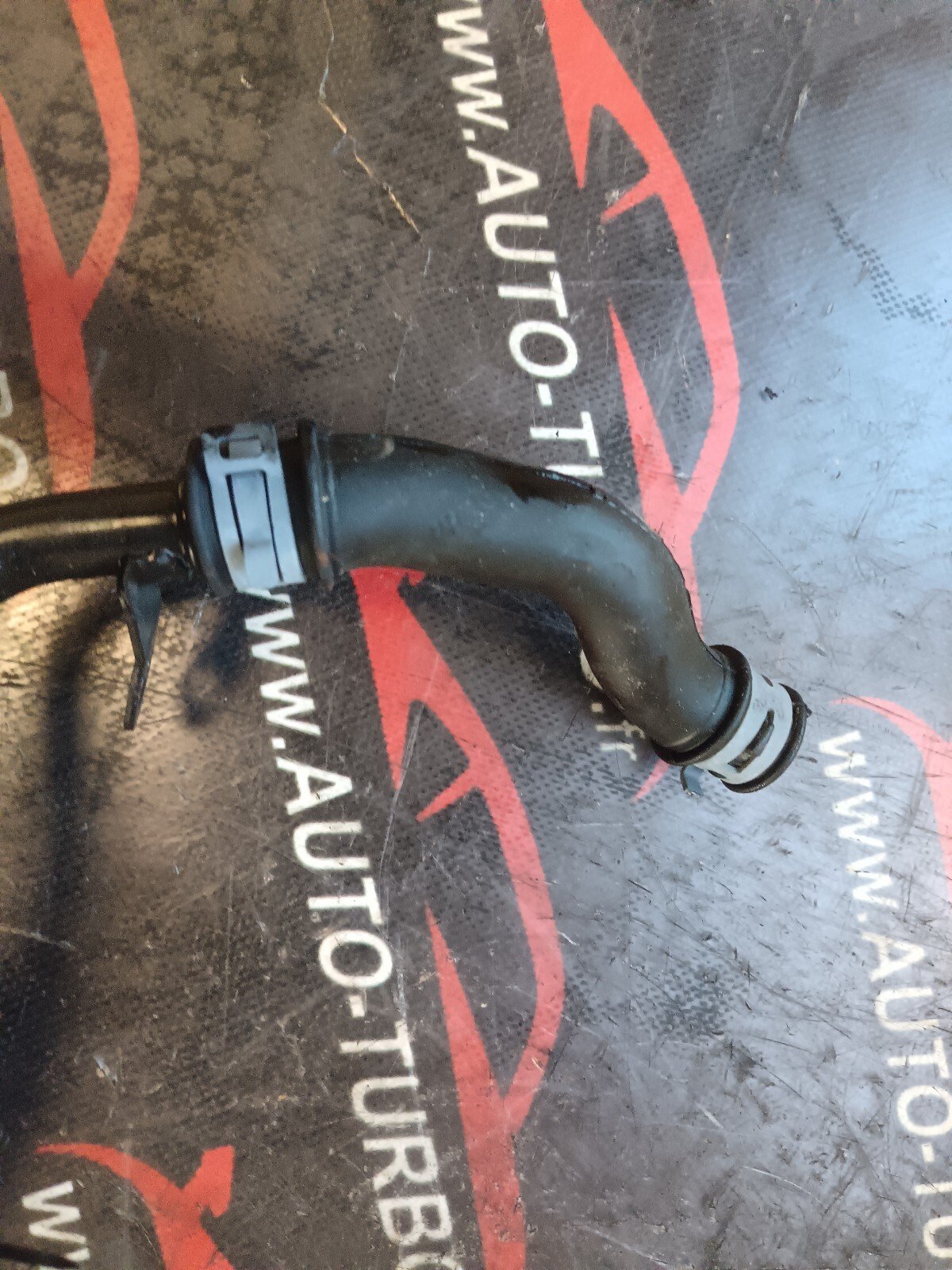 TUYEAU  RANGE ROVER SPORT 3.0 TDV6 306DT 9X2Q6C661BB