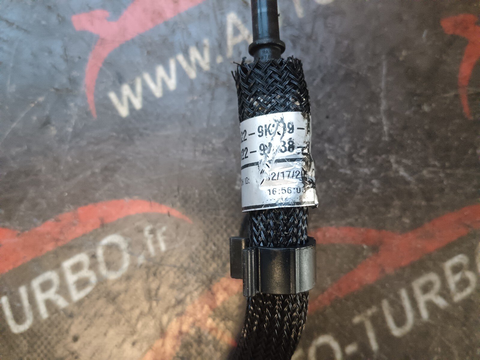 TUYEAU  RANGE ROVER SPORT 3.0 TDV6 306DT