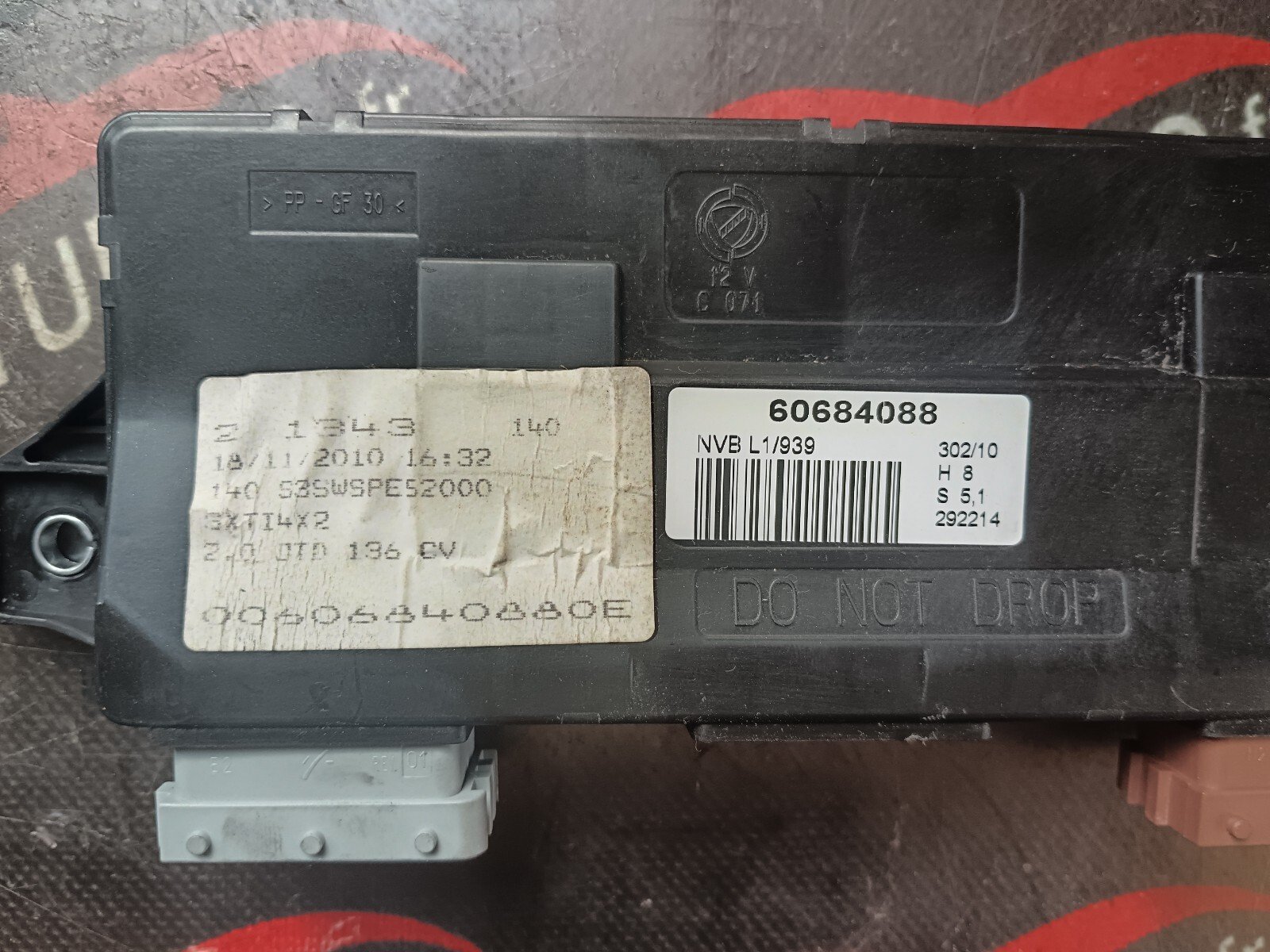 MODULE ELECTRONIQUE CENTRALISATION ALFA ROMEO 159 2.4 JTD TI 60684088