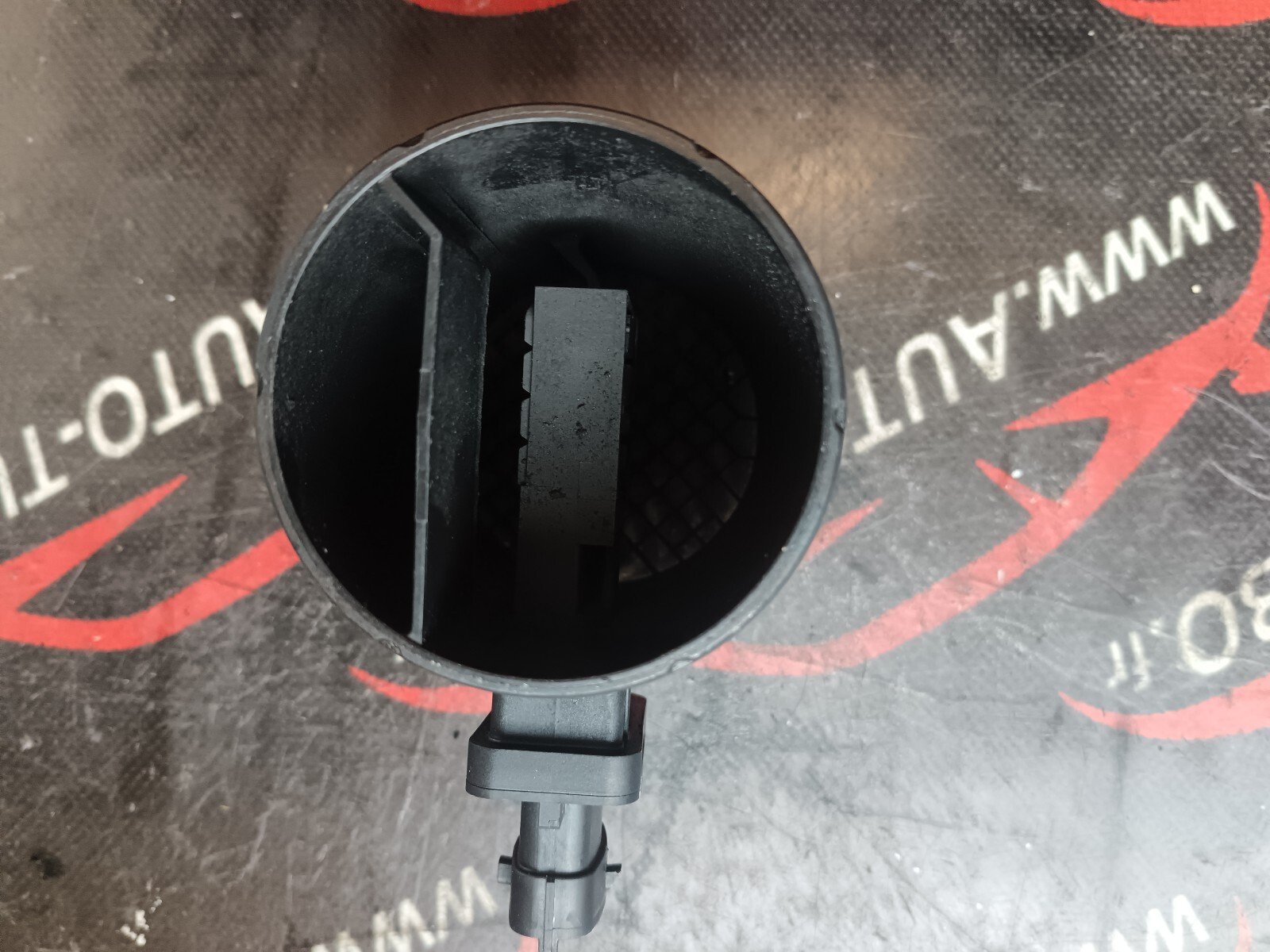 DEBITMETRE D'AIR   ALFA ROMEO 159 2.4 JTD TI 55206758, 0281002917