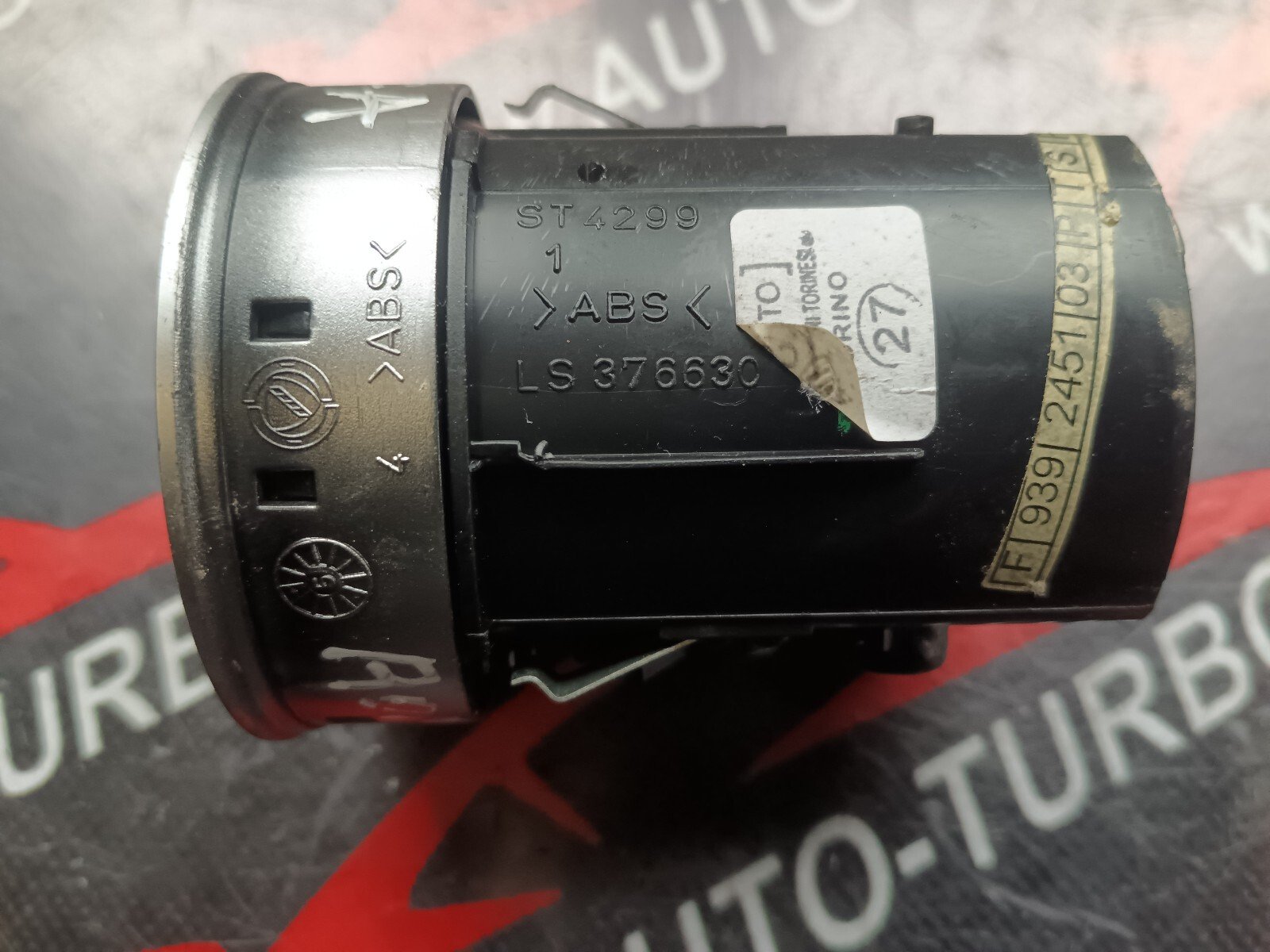 GRILLE D'AERATION TABLEAU DE BORD ALFA ROMEO 159 REFERENCE: 376630