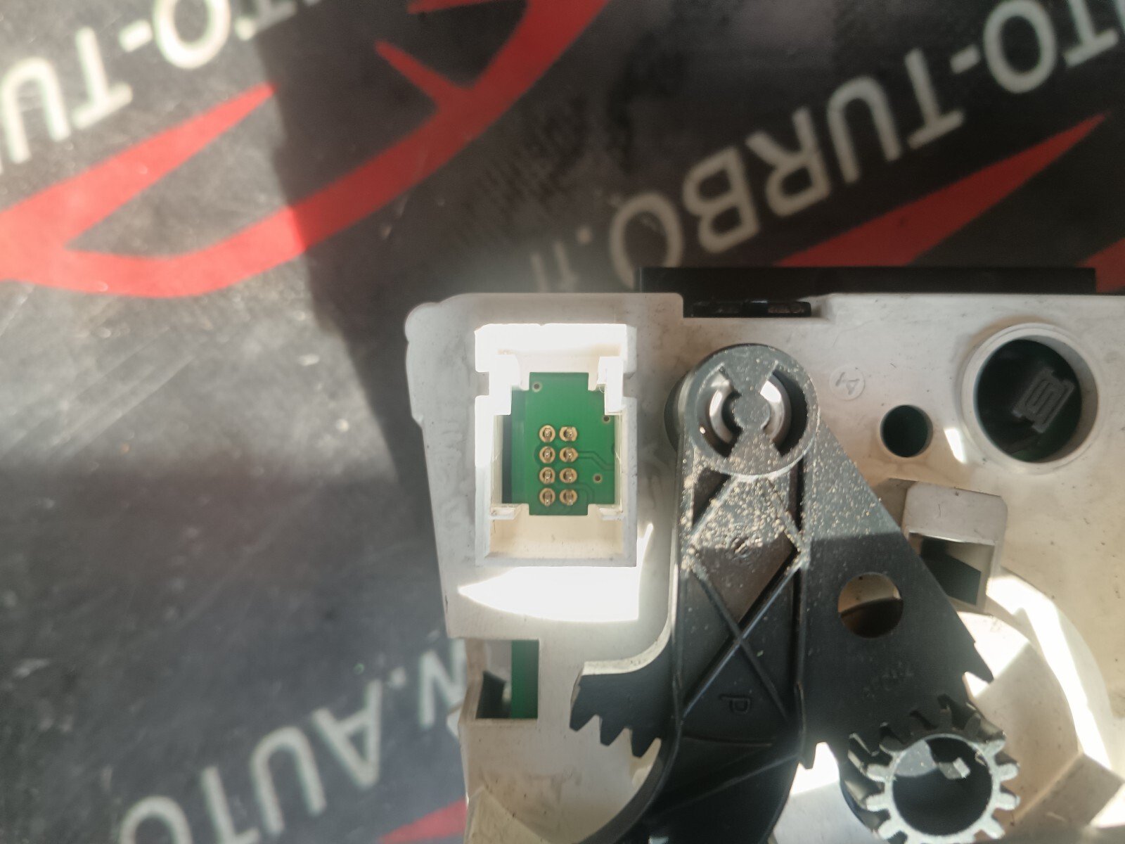 COMMANDES DE CLIM ET CHAUFFAGE PEUGEOT 308 I 69940002