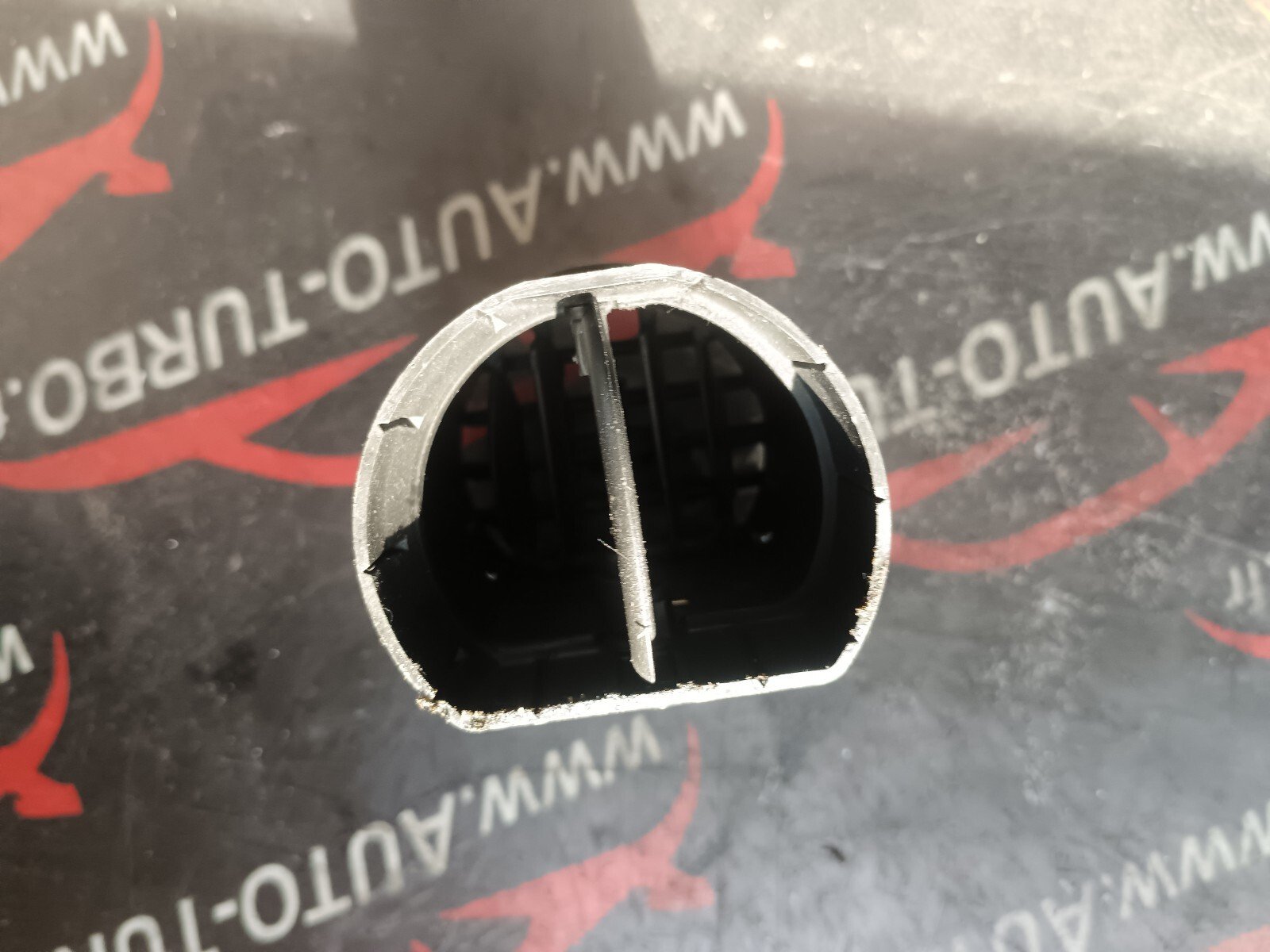 GRILLE D'AERATION PEUGEOT 308 I 9658515377