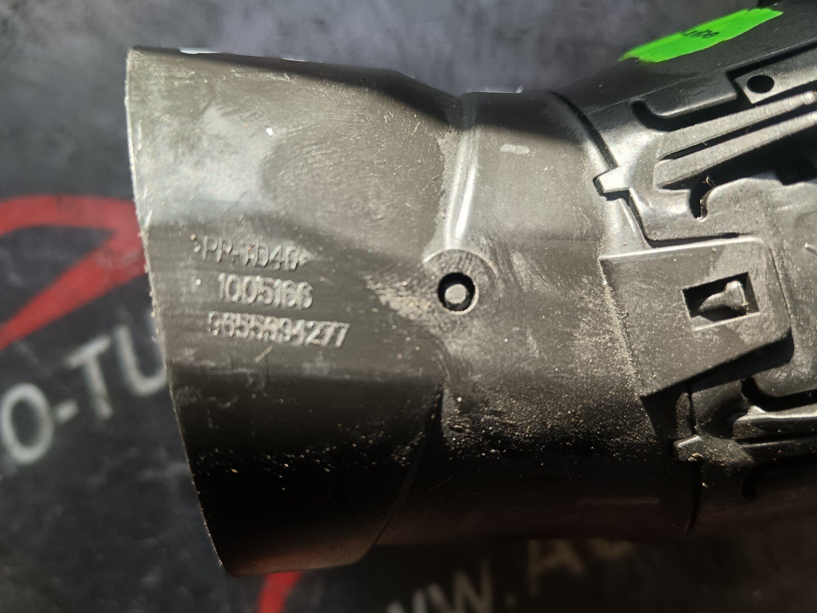 GRILLE D'AERATION DROITE PEUGEOT 308 I 9655994277