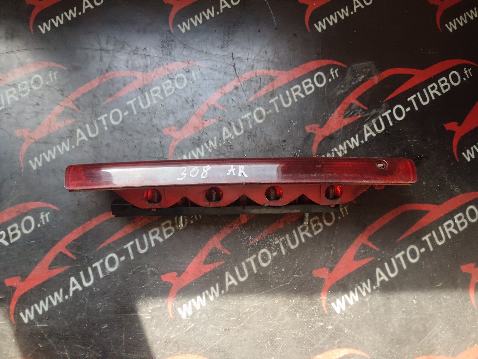 FEU STOP DE HAYON DE COFFRE  PEUGEOT 308 I 9680426580