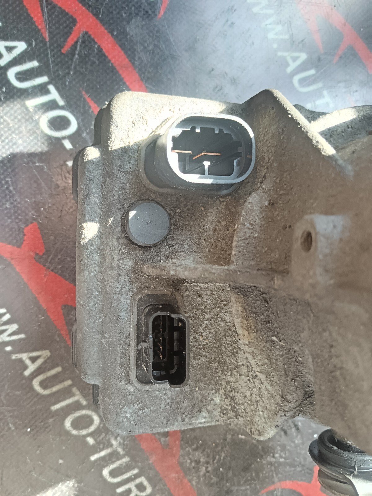 POMPE DE DIRECTION ASSISTEE  PEUGEOT 308 I 1.6 HDI 90 CH 9684979180