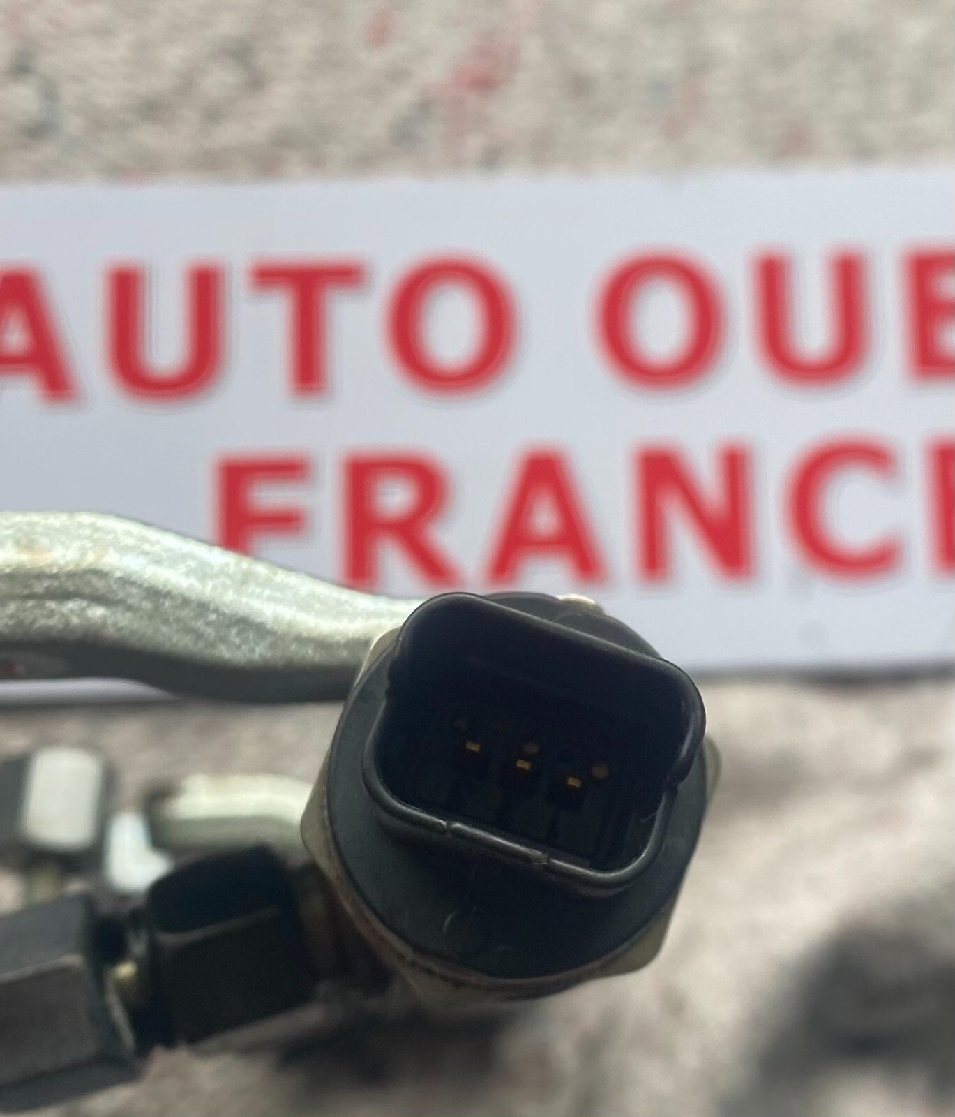 9670890580 RAMPE D´INJECTEUR / LR001325 / 5505687 POUR LAND ROVER