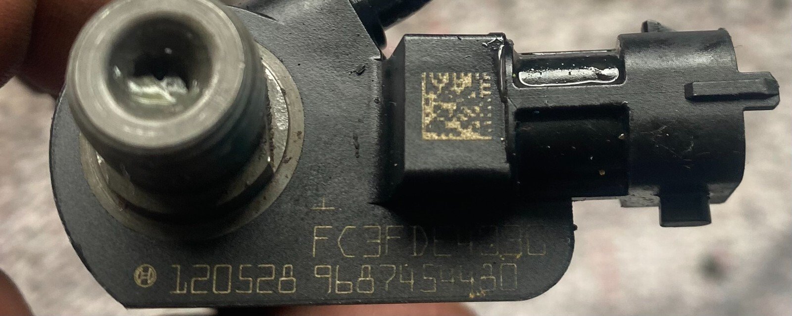 9687454480 injecteur pour LAND ROVER RANGE EVOQUE 2.2 DYNAMIC 1217701