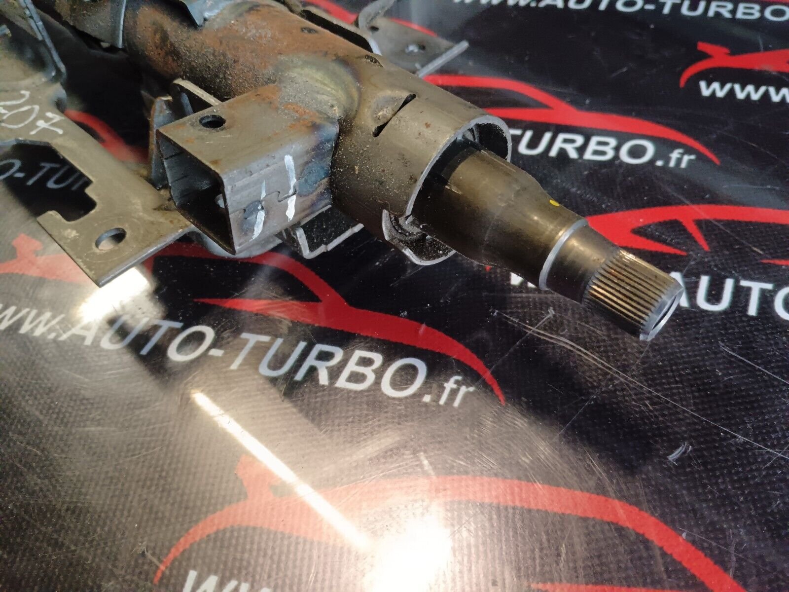 COLONNE DE DIRECTION PEUGEOT 207 REFERENCE: 115900E