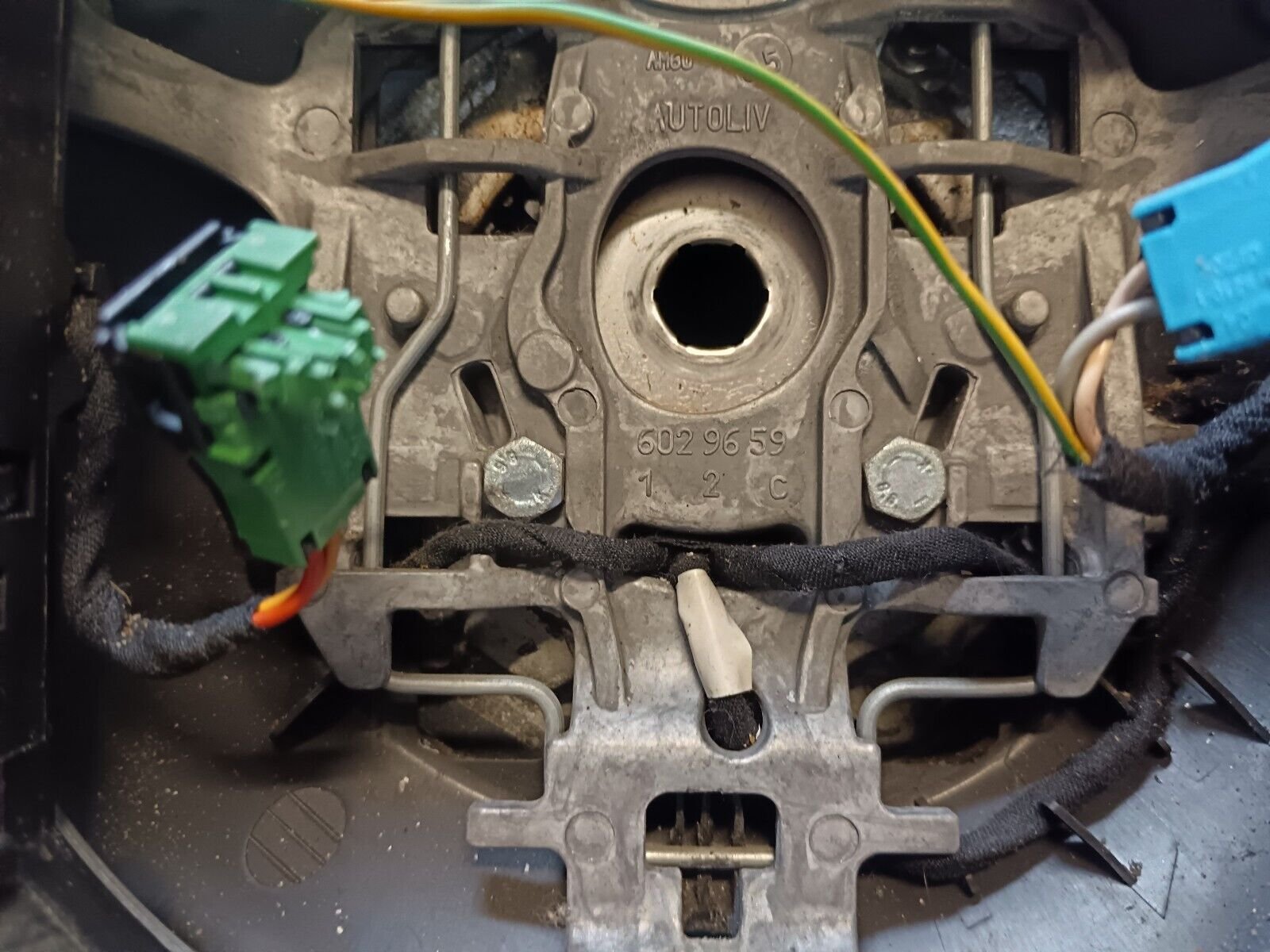 VOLANT CUIR CITROEN C4 REFERENCE: 6029659