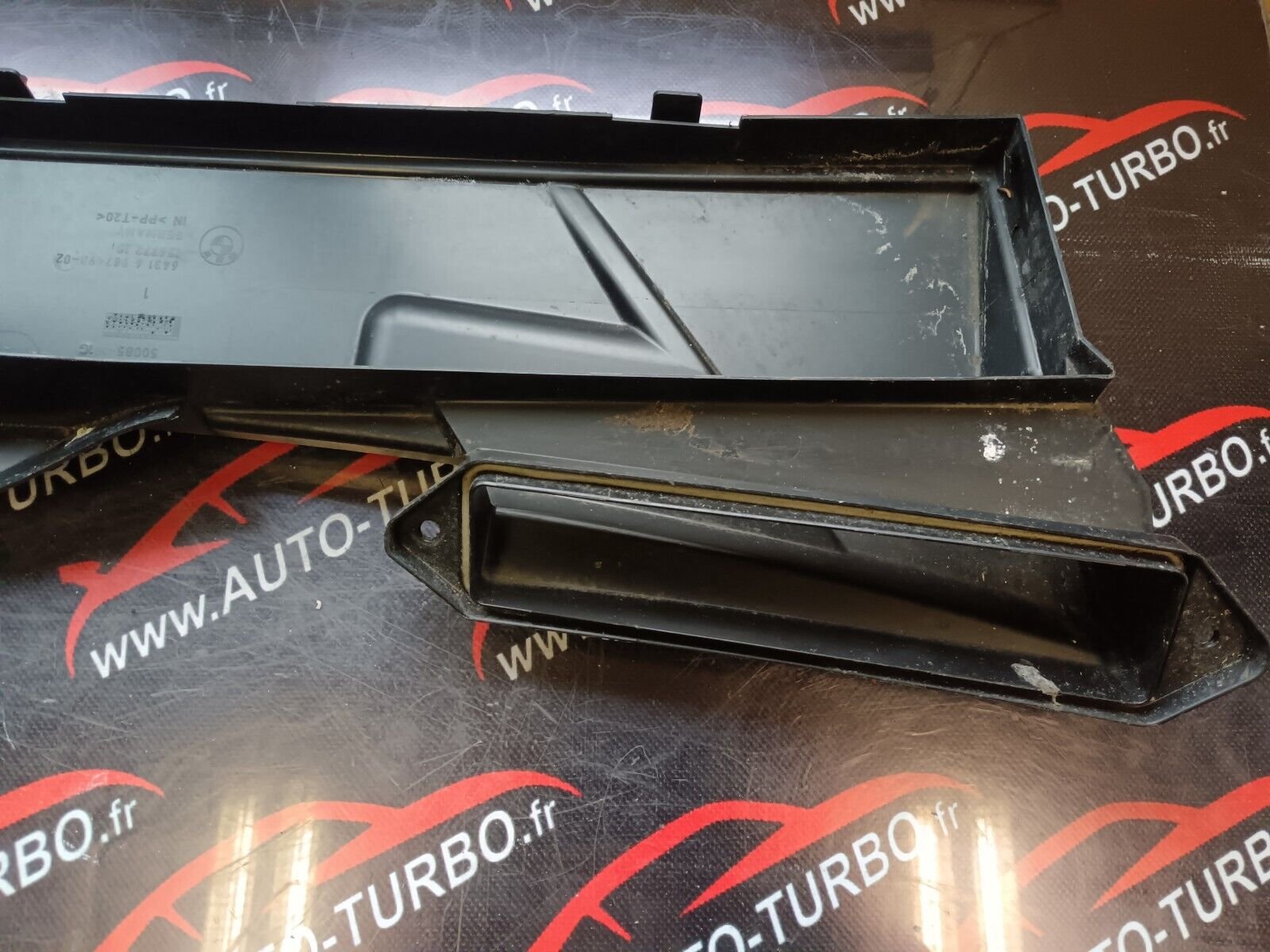 PLATEAU BOITIER FILTRE A AIR BMW 328 I 6987498-02