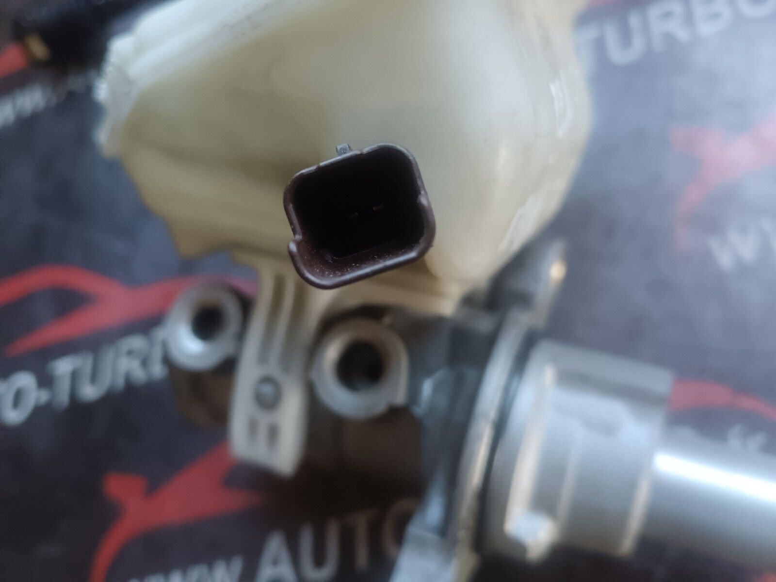 MAITRE CYLINDRE FREIN CITROEN C4 1.6VTI REFERENCE: 0204051007