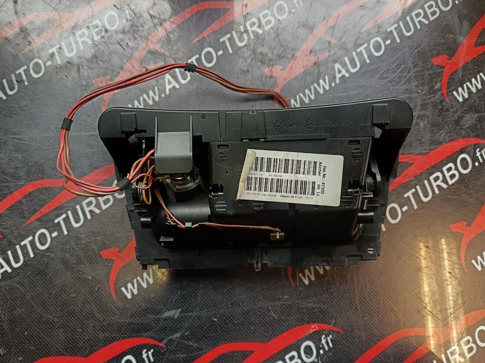 CENDRIER  BMW SERIE 1 E87 707857110