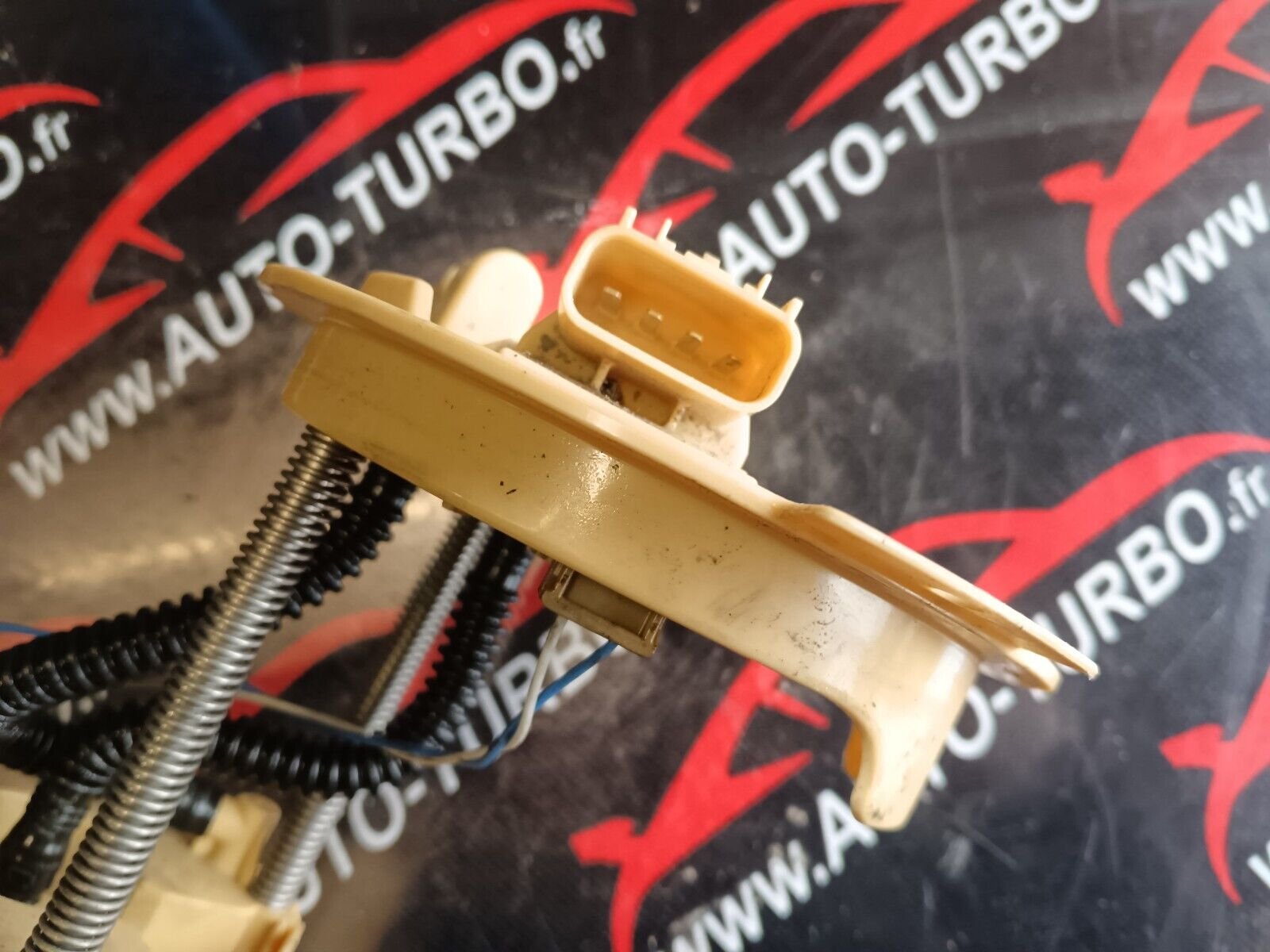 POMPE A GAVAGE OPEL ASTRA J REFERENCE: AKK55097