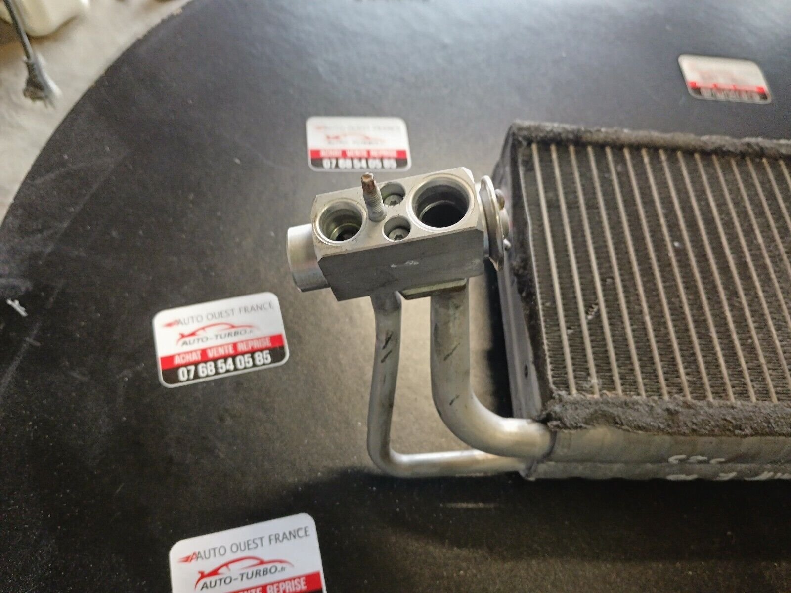 RADIATEUR DE CHAUFFAGE EVAPORATEUR CLIMATISATION BMW E60 REFERENCE: H9093003