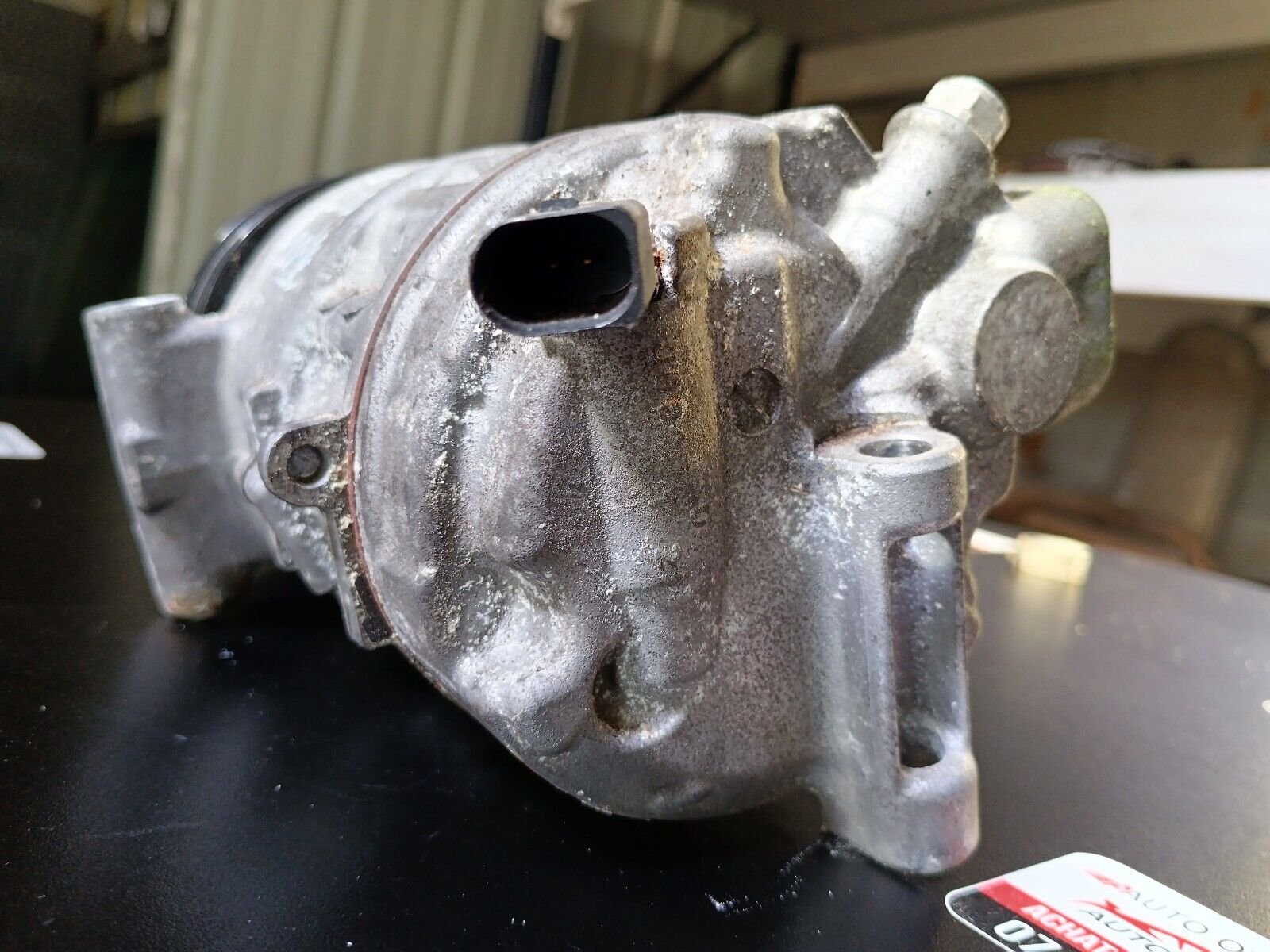 COMPRESSEUR DE CLIMATISATIONAUDI A4 2.0TDI REFERENCE: 4M0820803