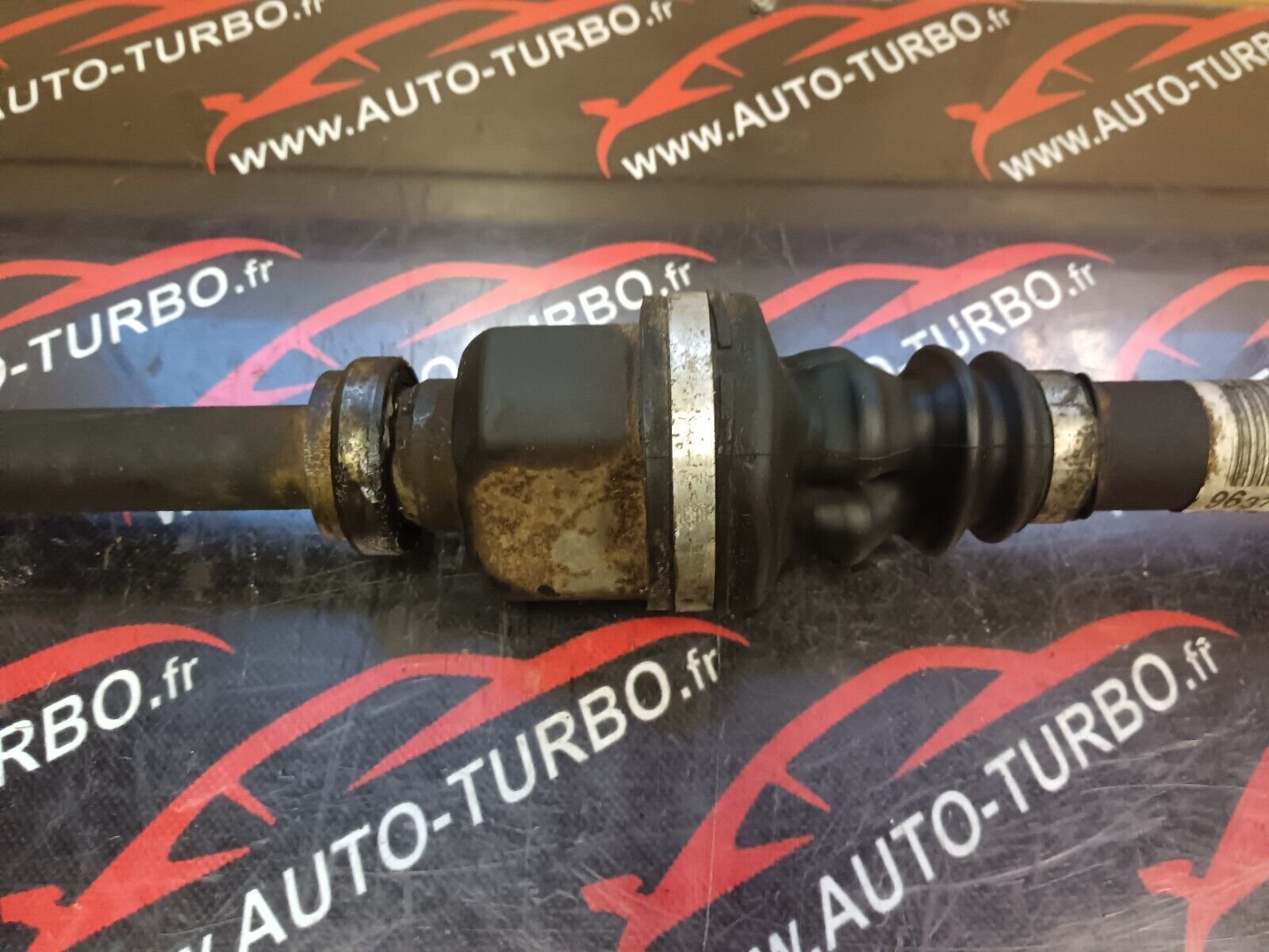 CARDAN AVANT DROIT PEUGEOT 307 REFERENCE: 9637117880