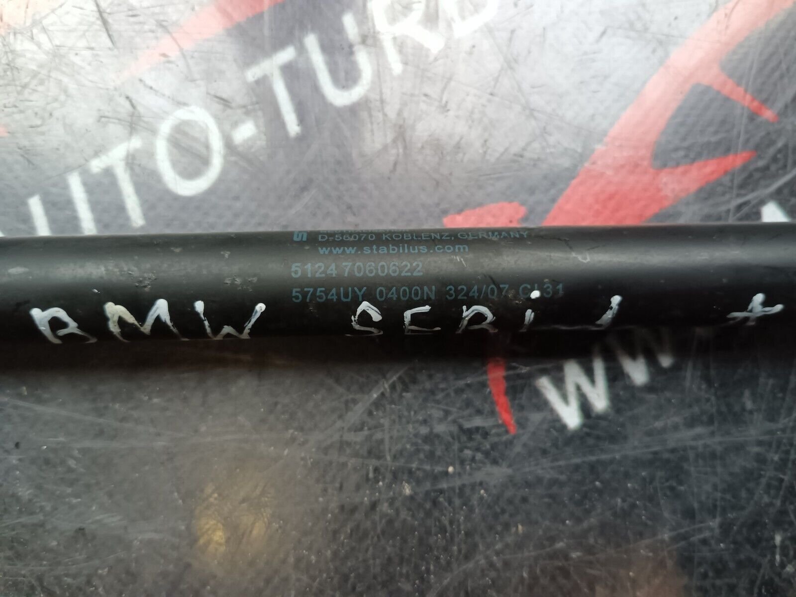 VERINS DE COFRE   BMW 120 D  E87 51247060622