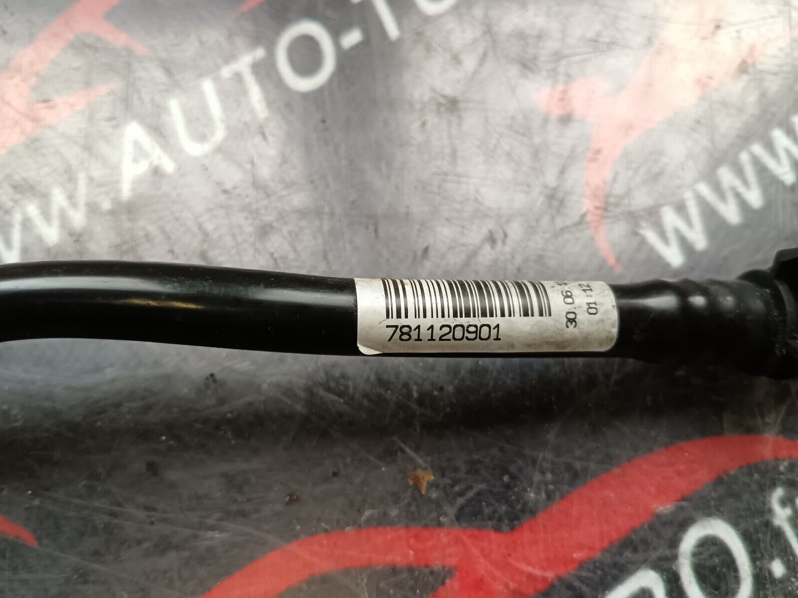 CONDUIT DE CARBURANT   BMW 120 D  E87 781120901