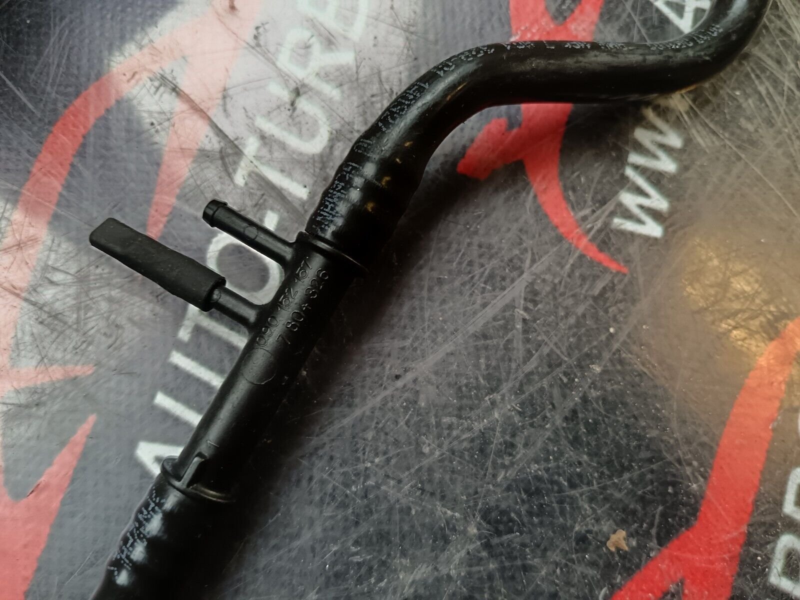 CONDUIT DE CARBURANT   BMW 120 D  E87 781120901