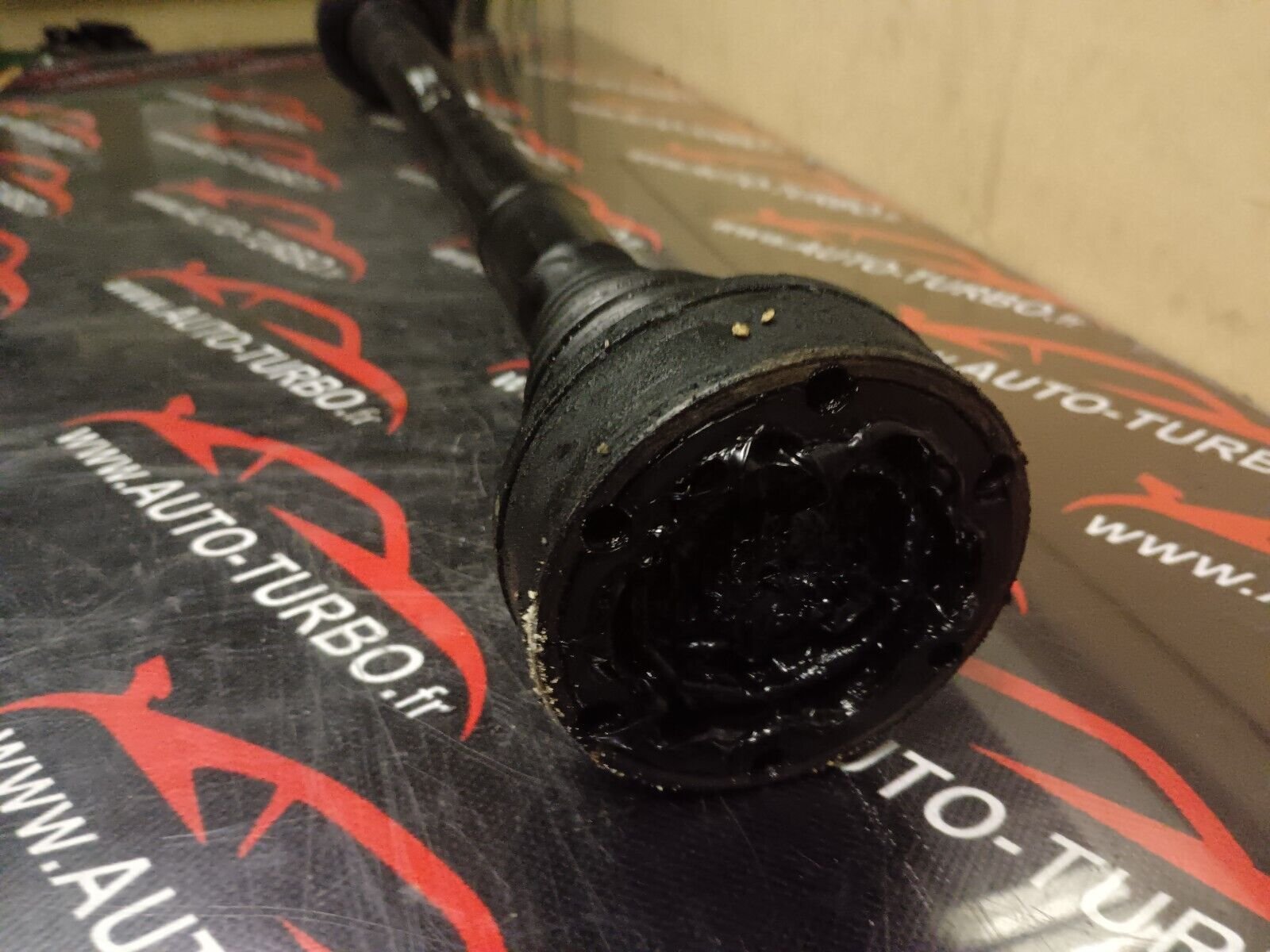 CARDAN AVANT DROIT VOLKSWAGEN GOLF 5 1.9TDI REFERENCE: 1K8407272CC