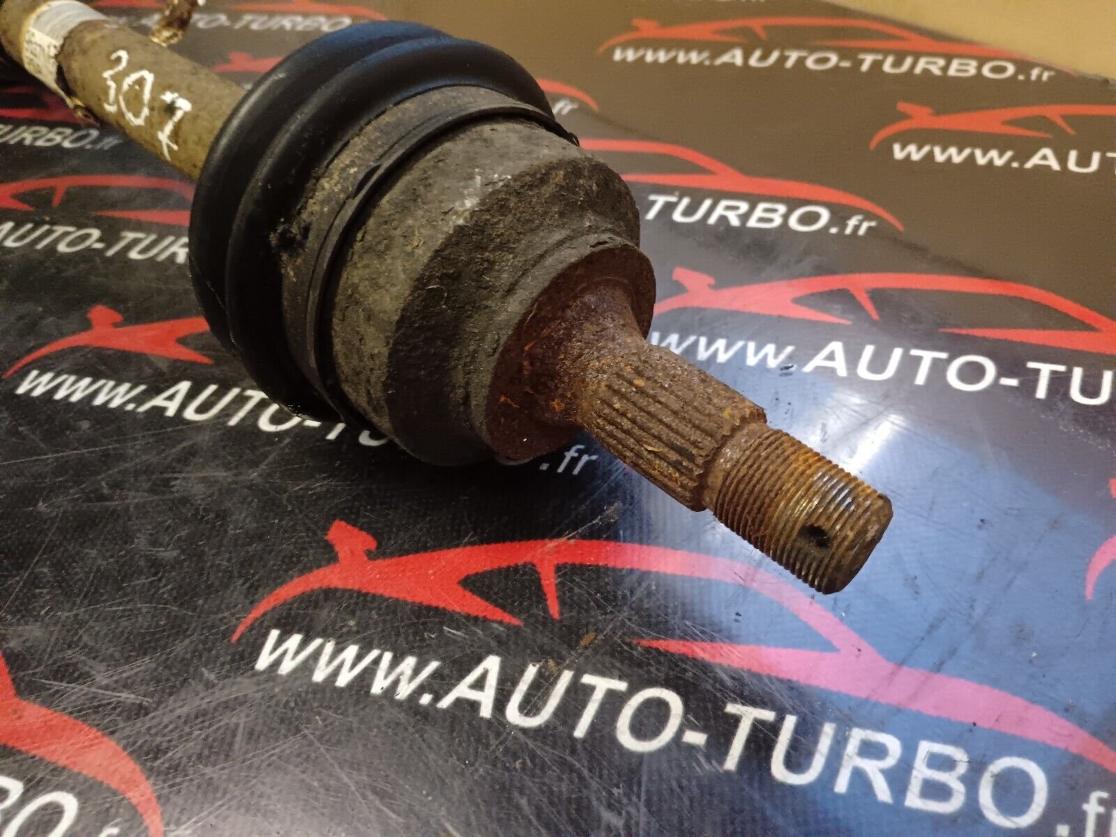 CARDAN AVANT GAUCHE PEUGEOT 307 REFERENCE: 33581836