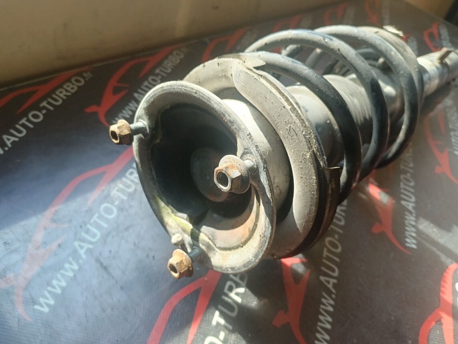 AMORTISSEUR AVANT GAUCHE BMW SERIE 1 E87 116i REFERENCE: 22-144249