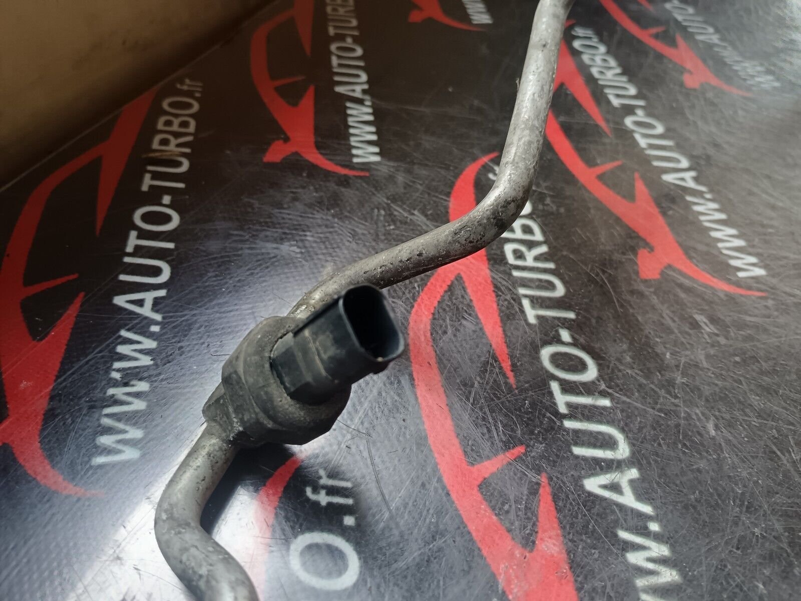 TUYAU DURIT CLIMATISATION BMW 525 E60 REFERENCE: 9119702